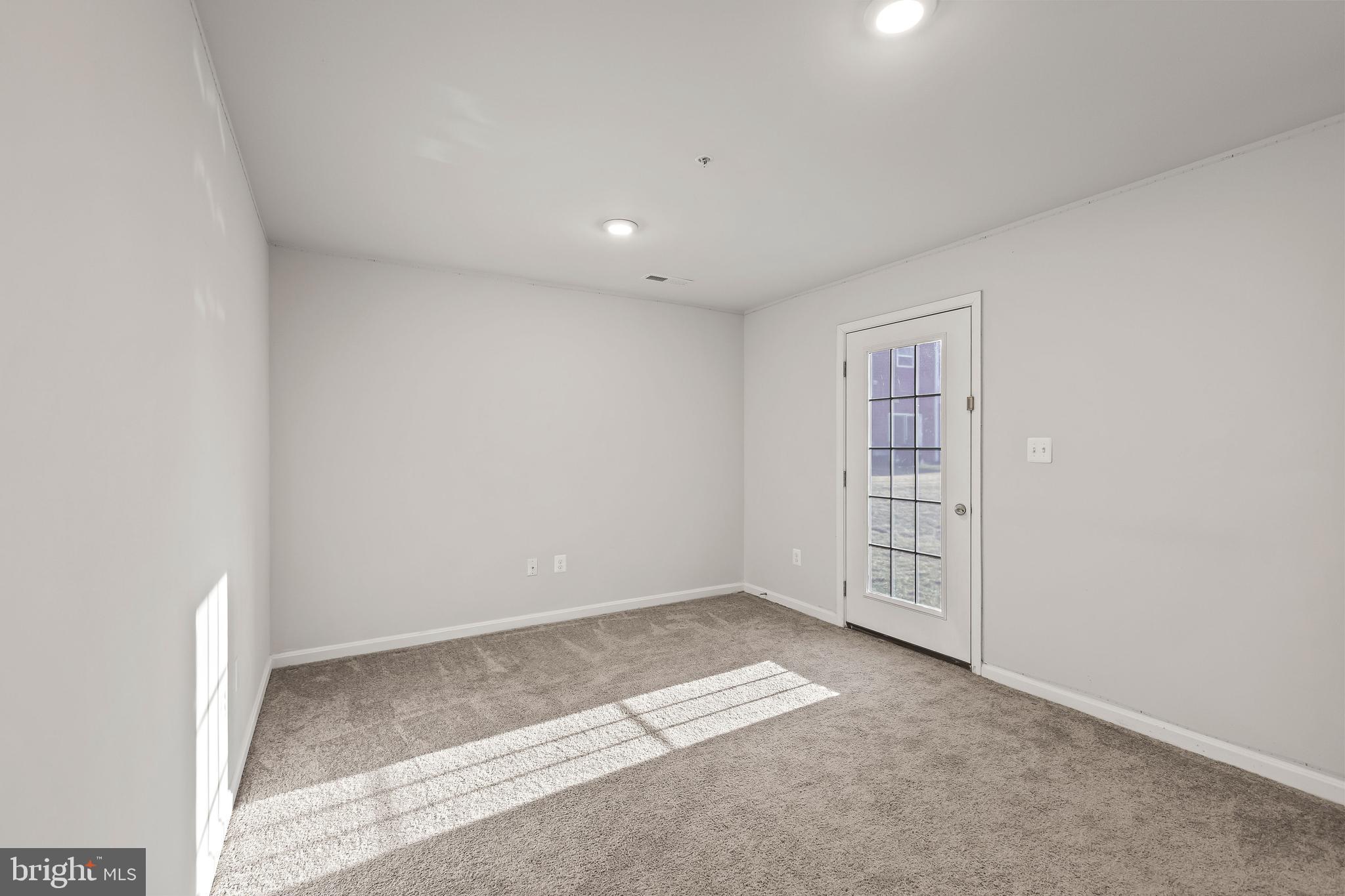 MEADE'S CROSSING - Residential