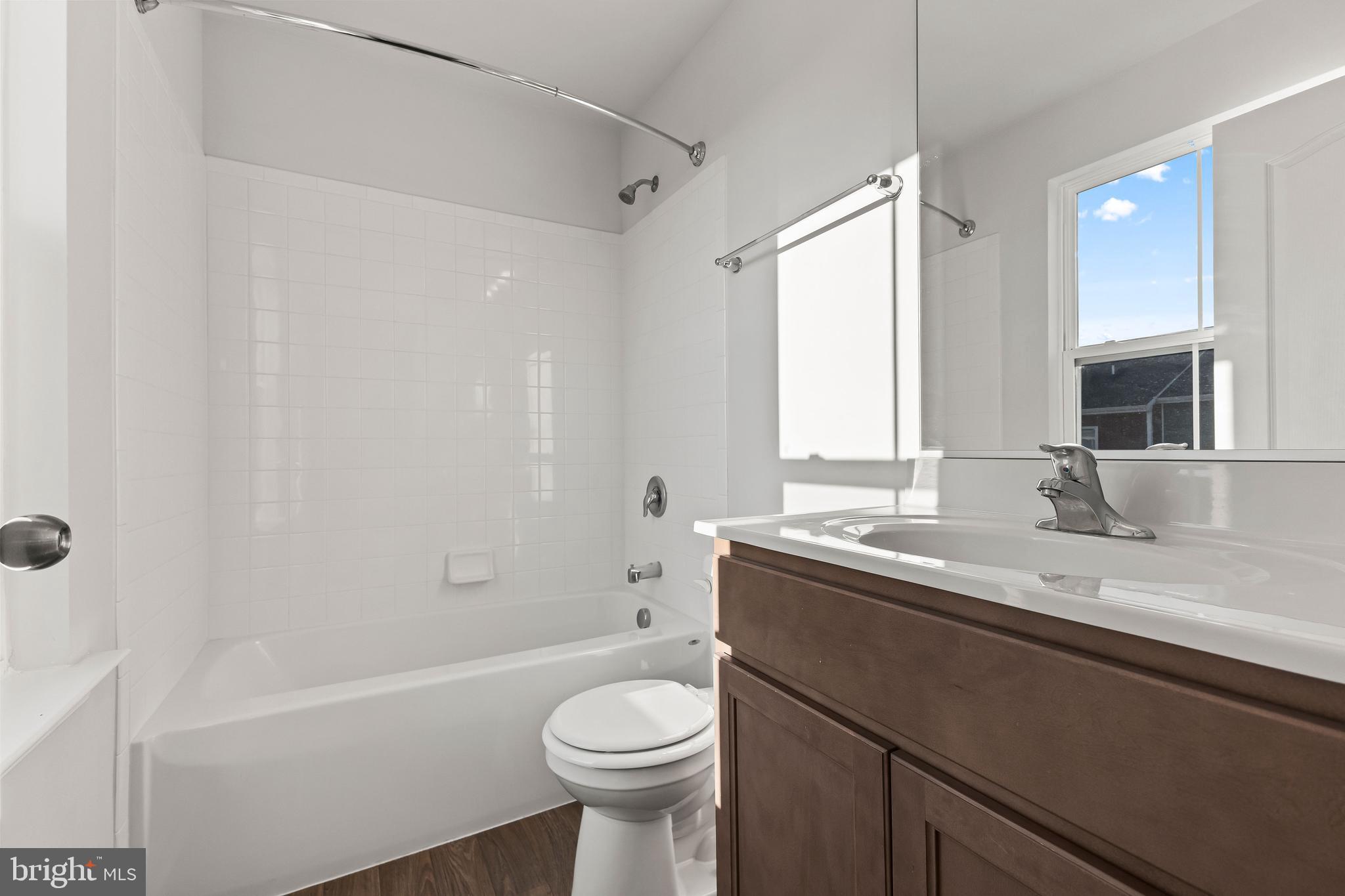 MEADE'S CROSSING - Residential