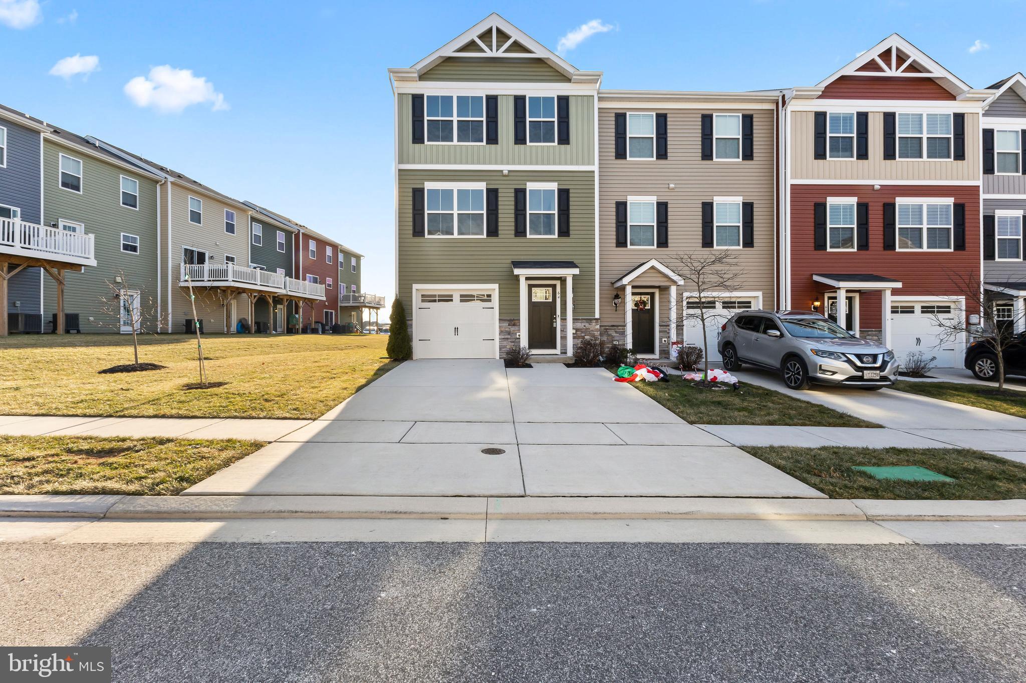 MEADE'S CROSSING - Residential