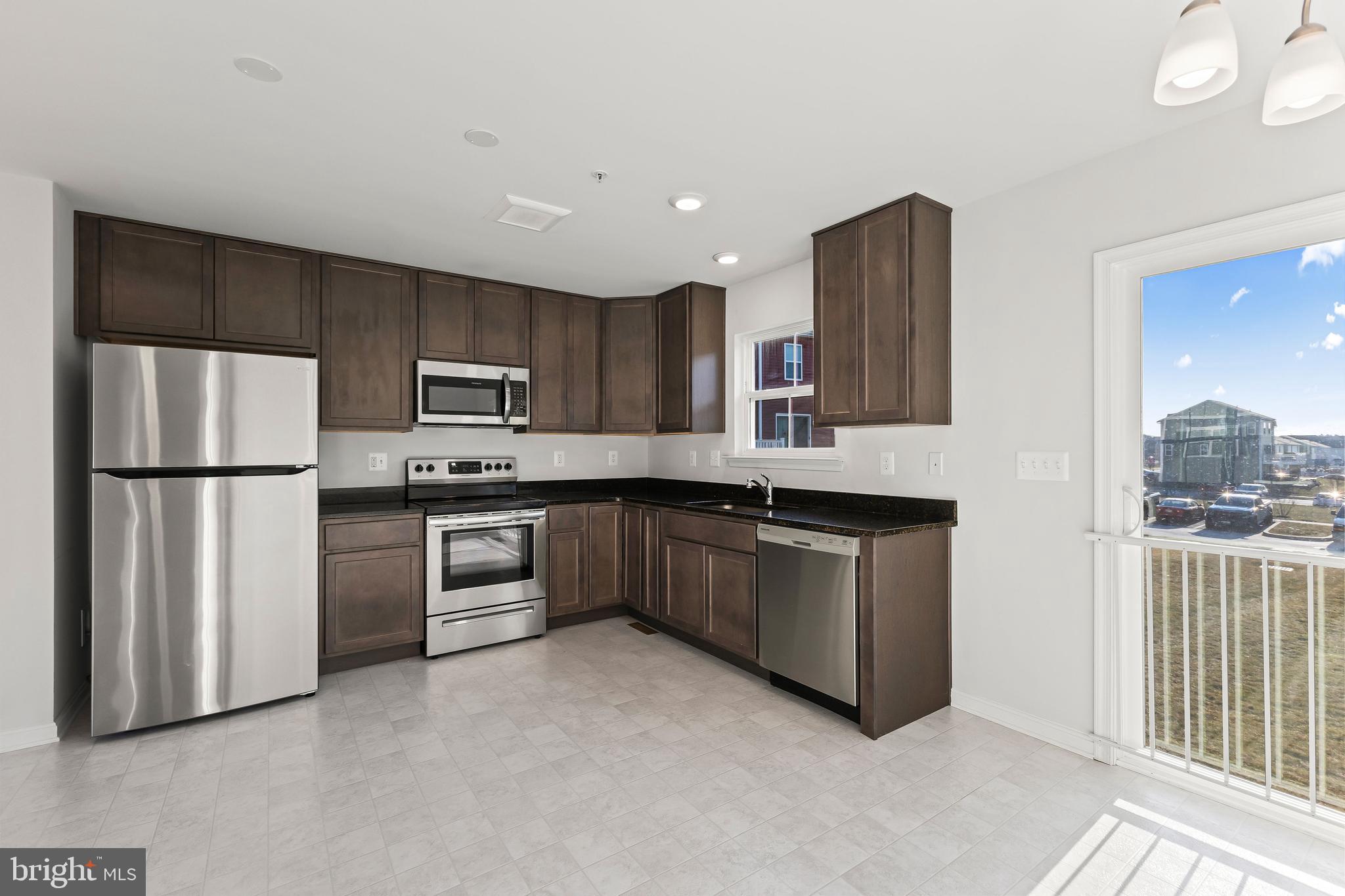 MEADE'S CROSSING - Residential