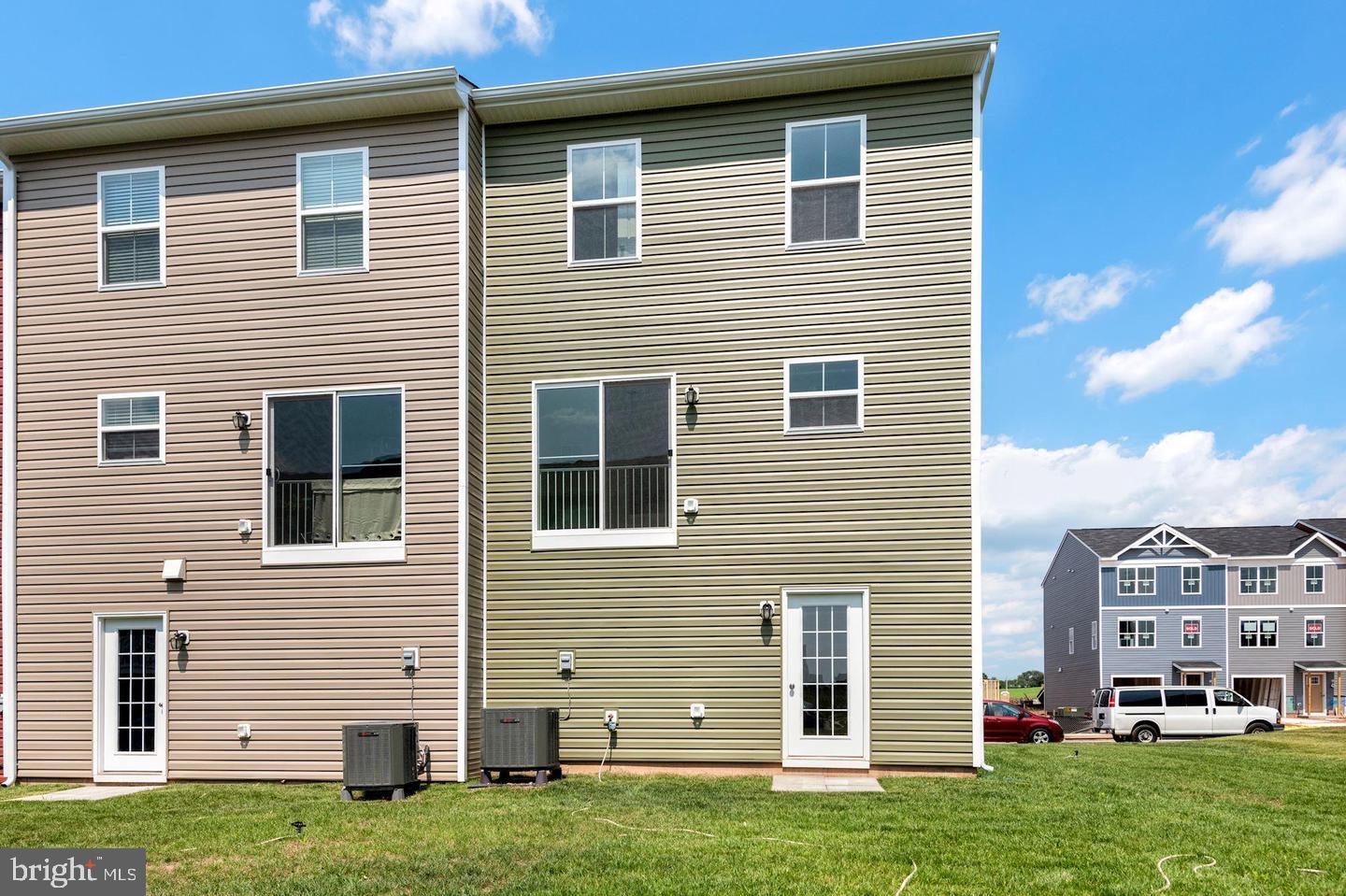 MEADE'S CROSSING - Residential