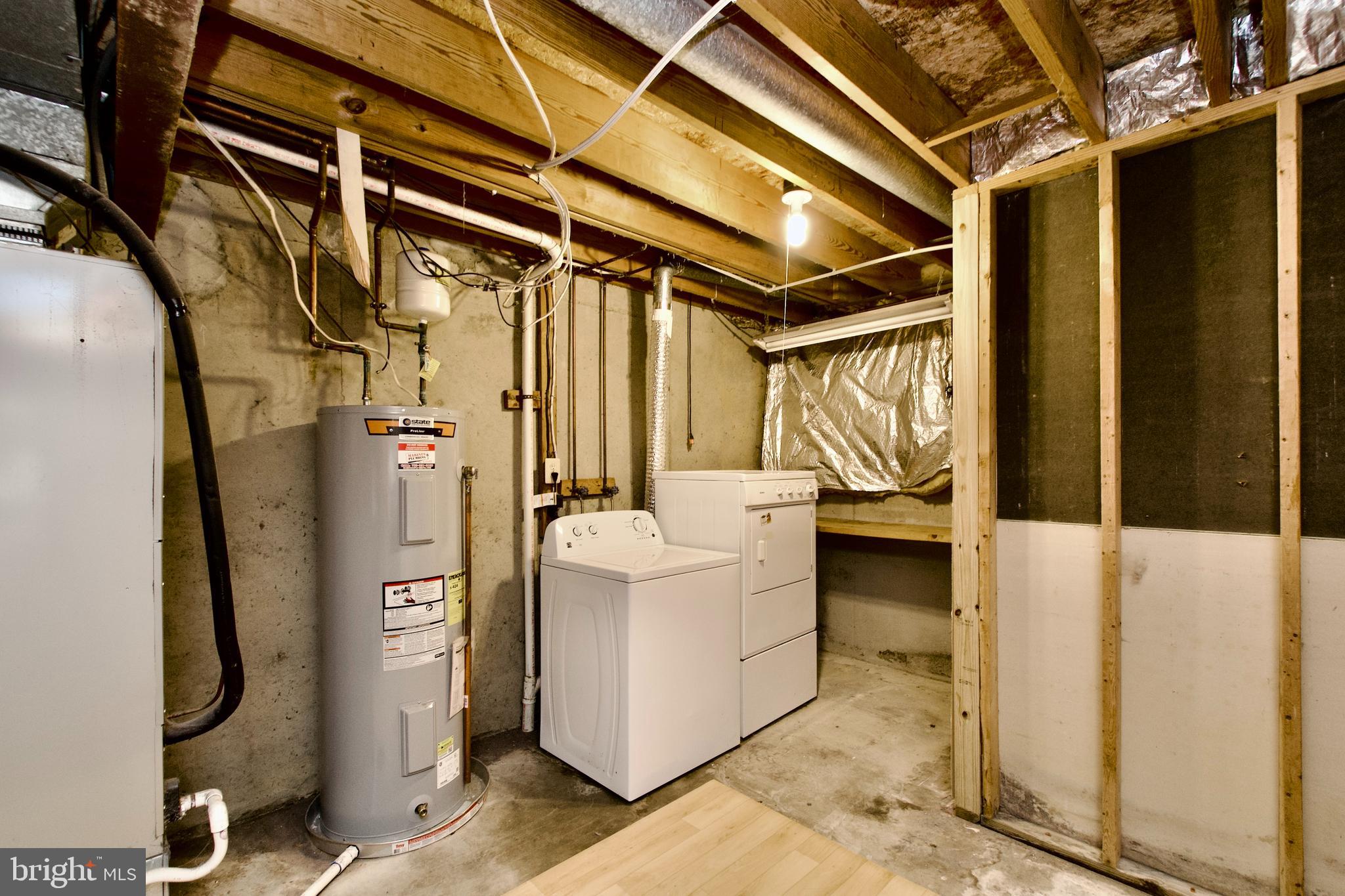 PINECREST - Residential Lease