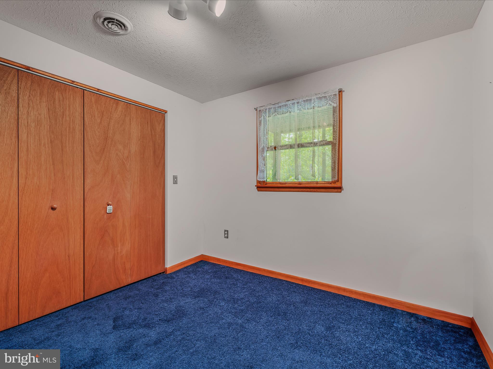 COOLFONT MOUNTAINSIDE - Residential