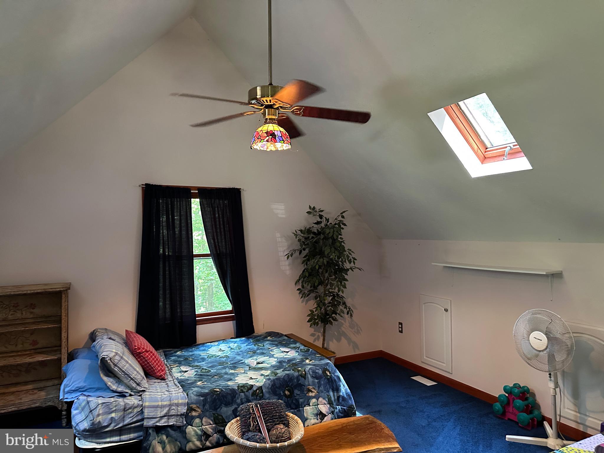 COOLFONT MOUNTAINSIDE - Residential