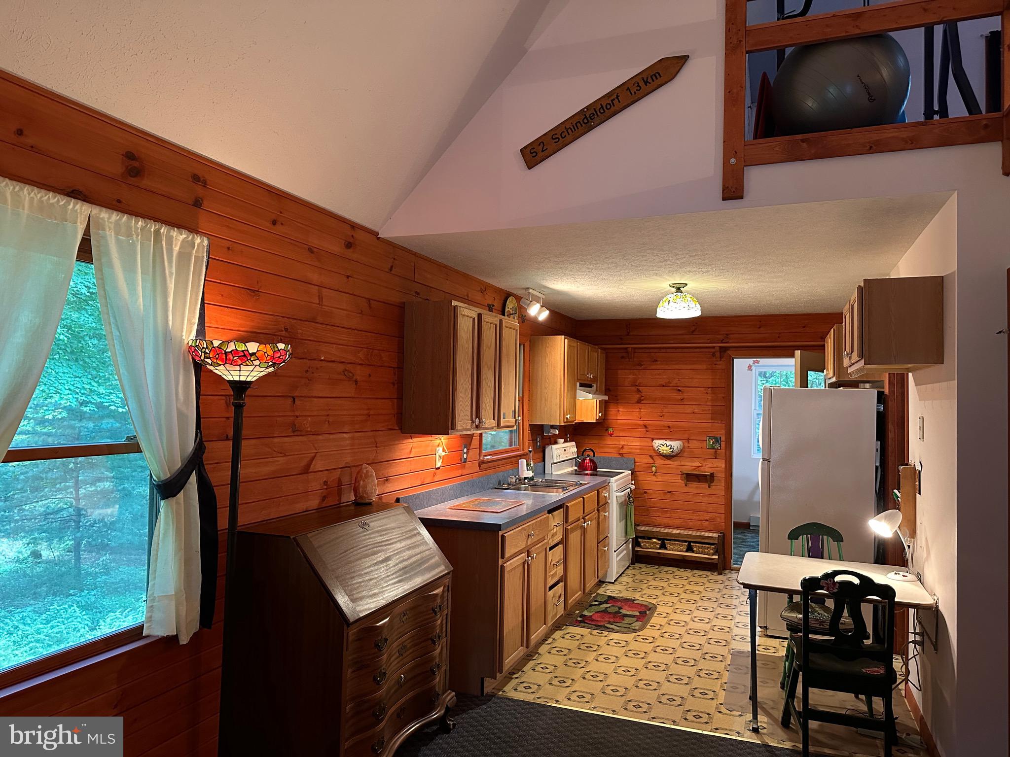 COOLFONT MOUNTAINSIDE - Residential