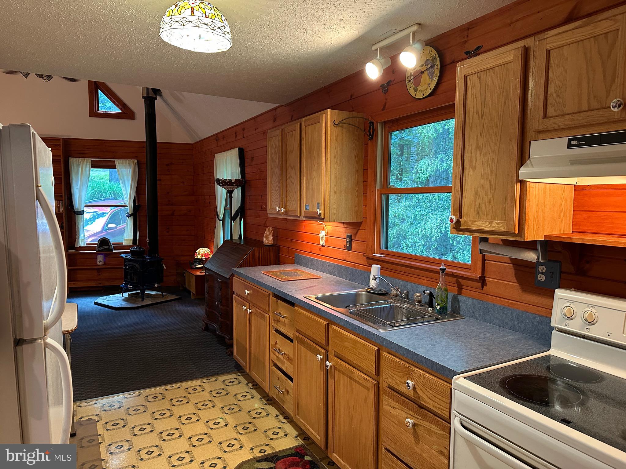 COOLFONT MOUNTAINSIDE - Residential