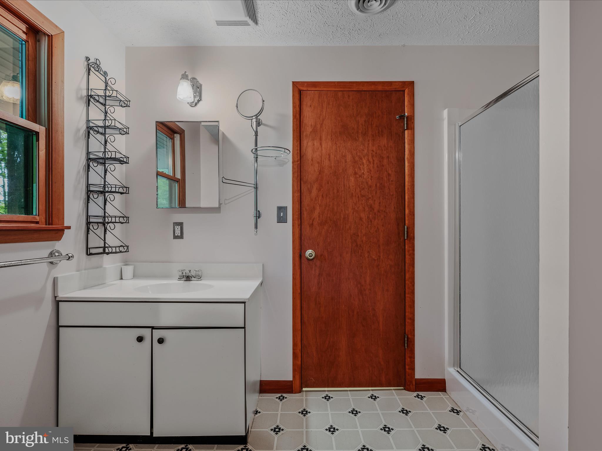 COOLFONT MOUNTAINSIDE - Residential