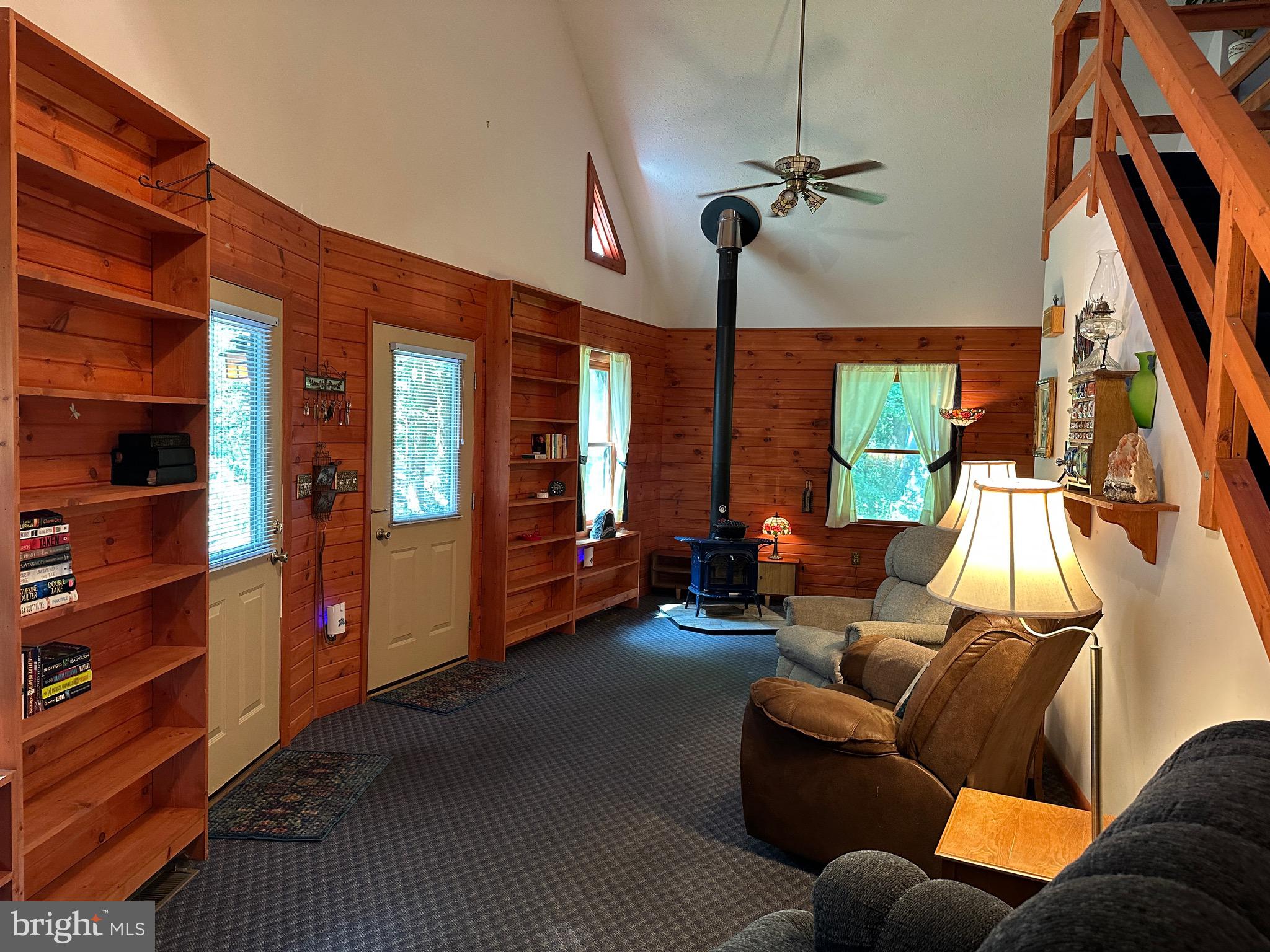 COOLFONT MOUNTAINSIDE - Residential