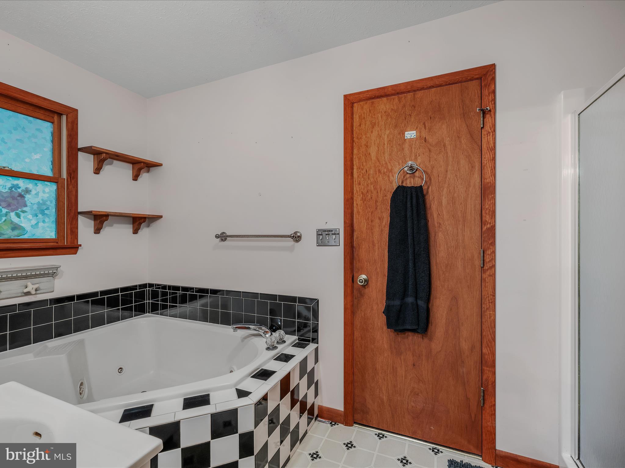 COOLFONT MOUNTAINSIDE - Residential