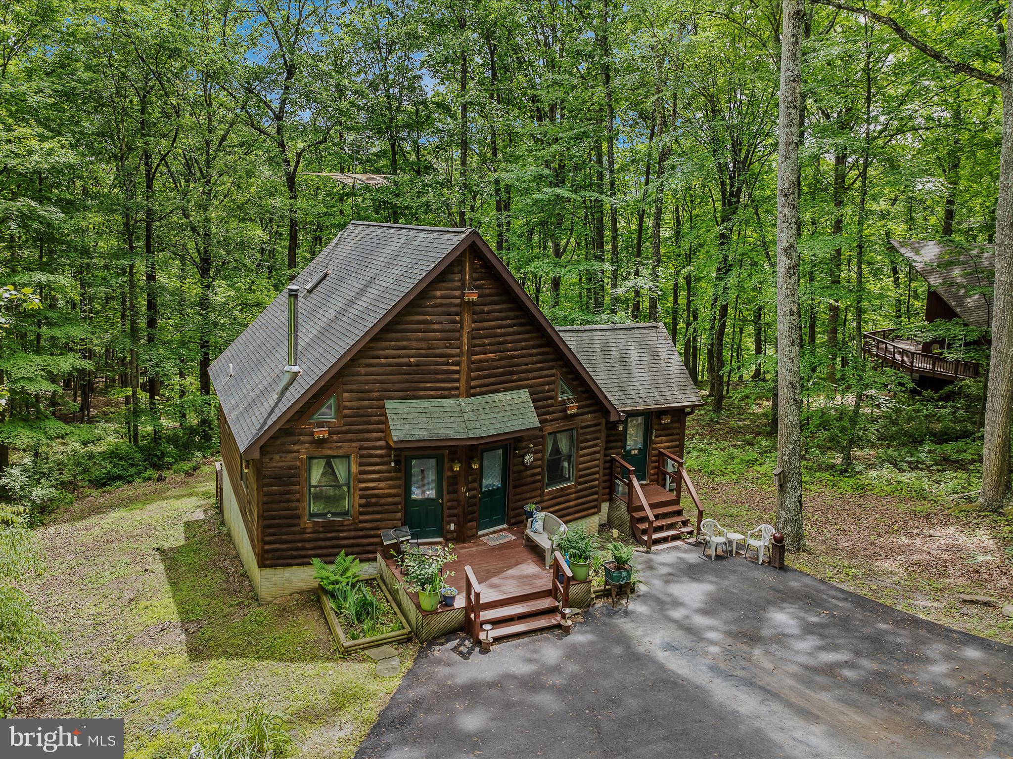 COOLFONT MOUNTAINSIDE - Residential