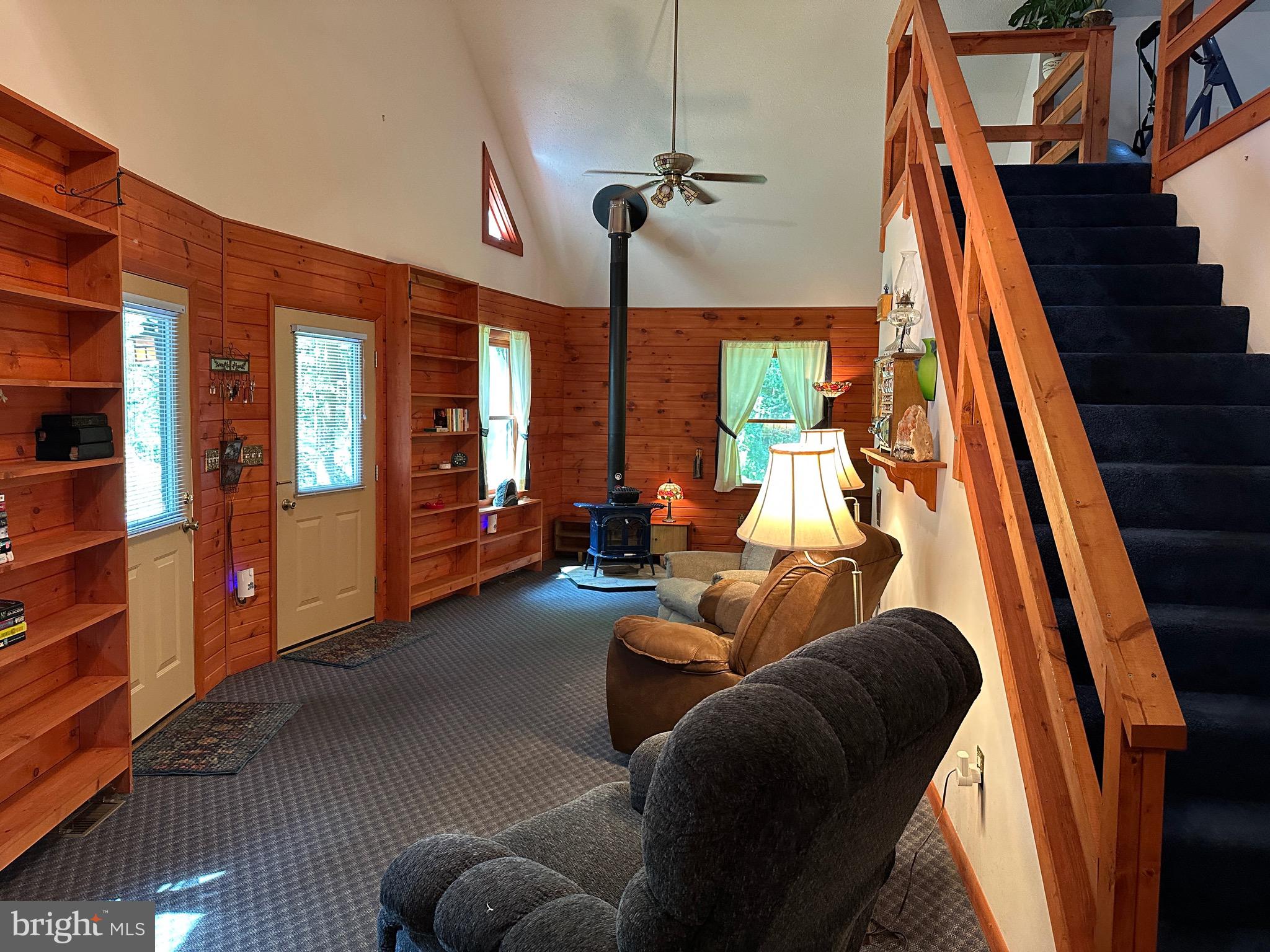 COOLFONT MOUNTAINSIDE - Residential