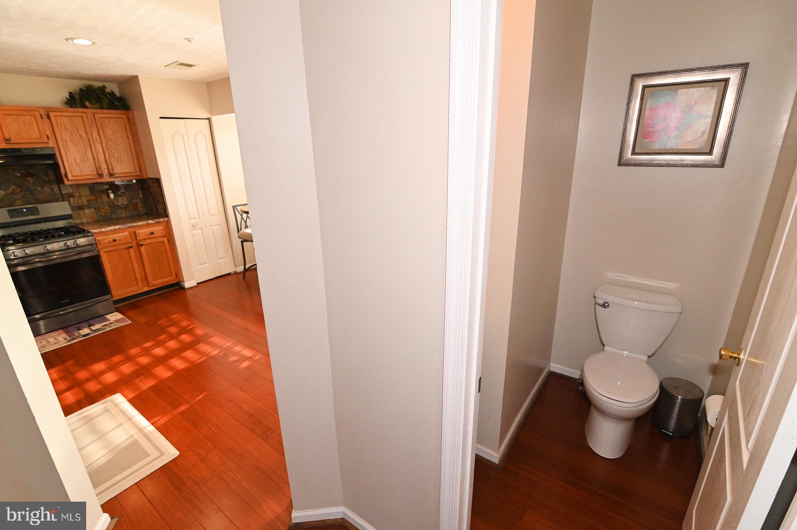 SOUTH HAMPTON - Residential