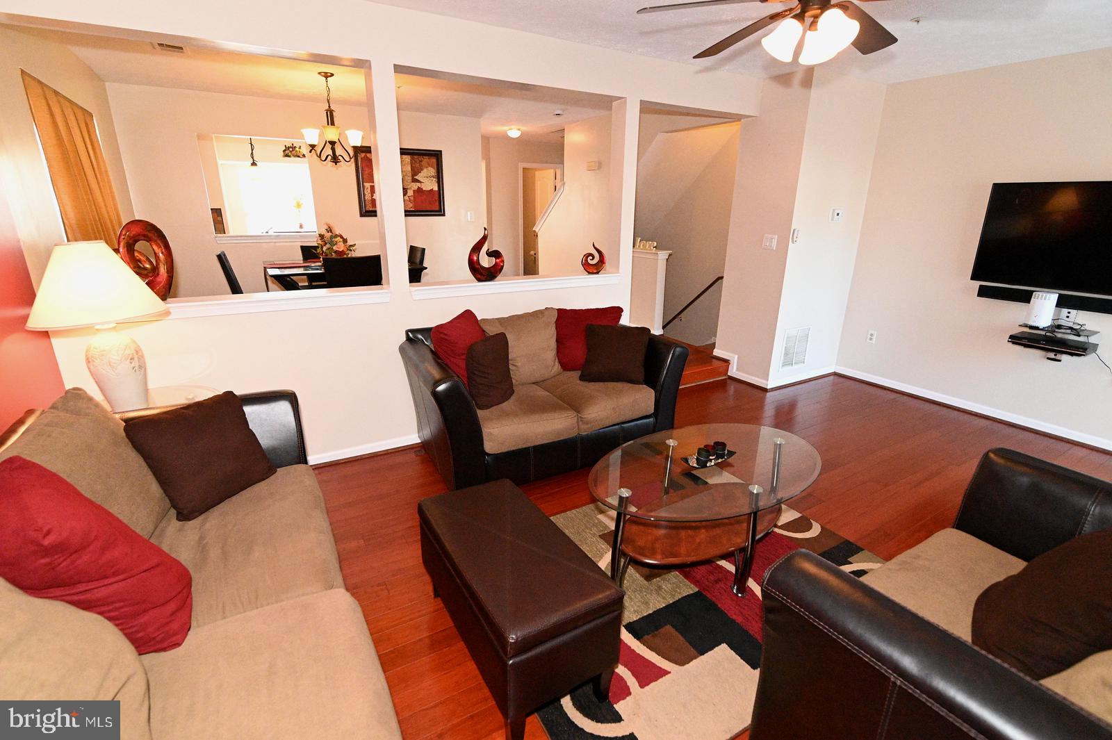 SOUTH HAMPTON - Residential