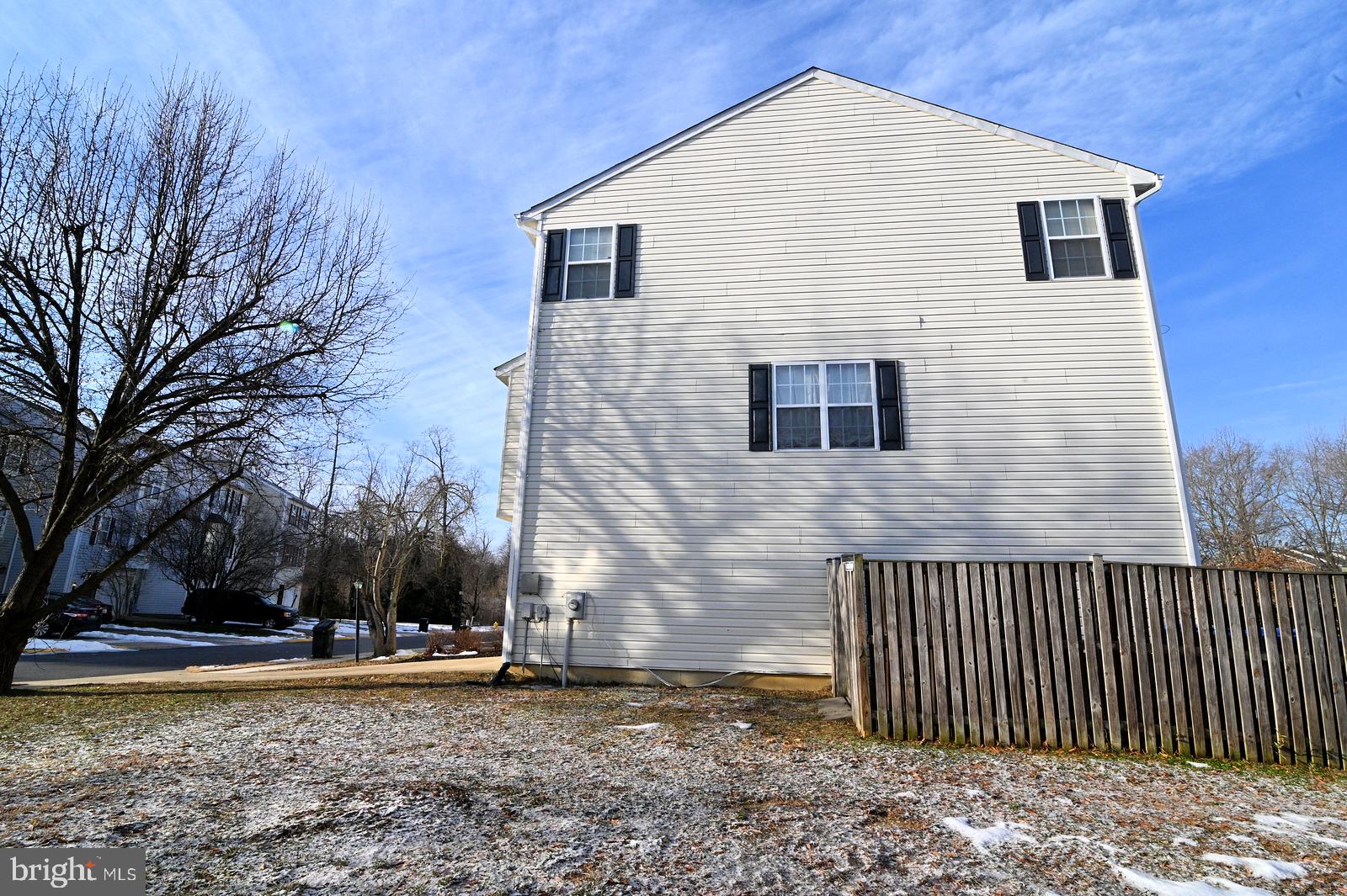 SOUTH HAMPTON - Residential