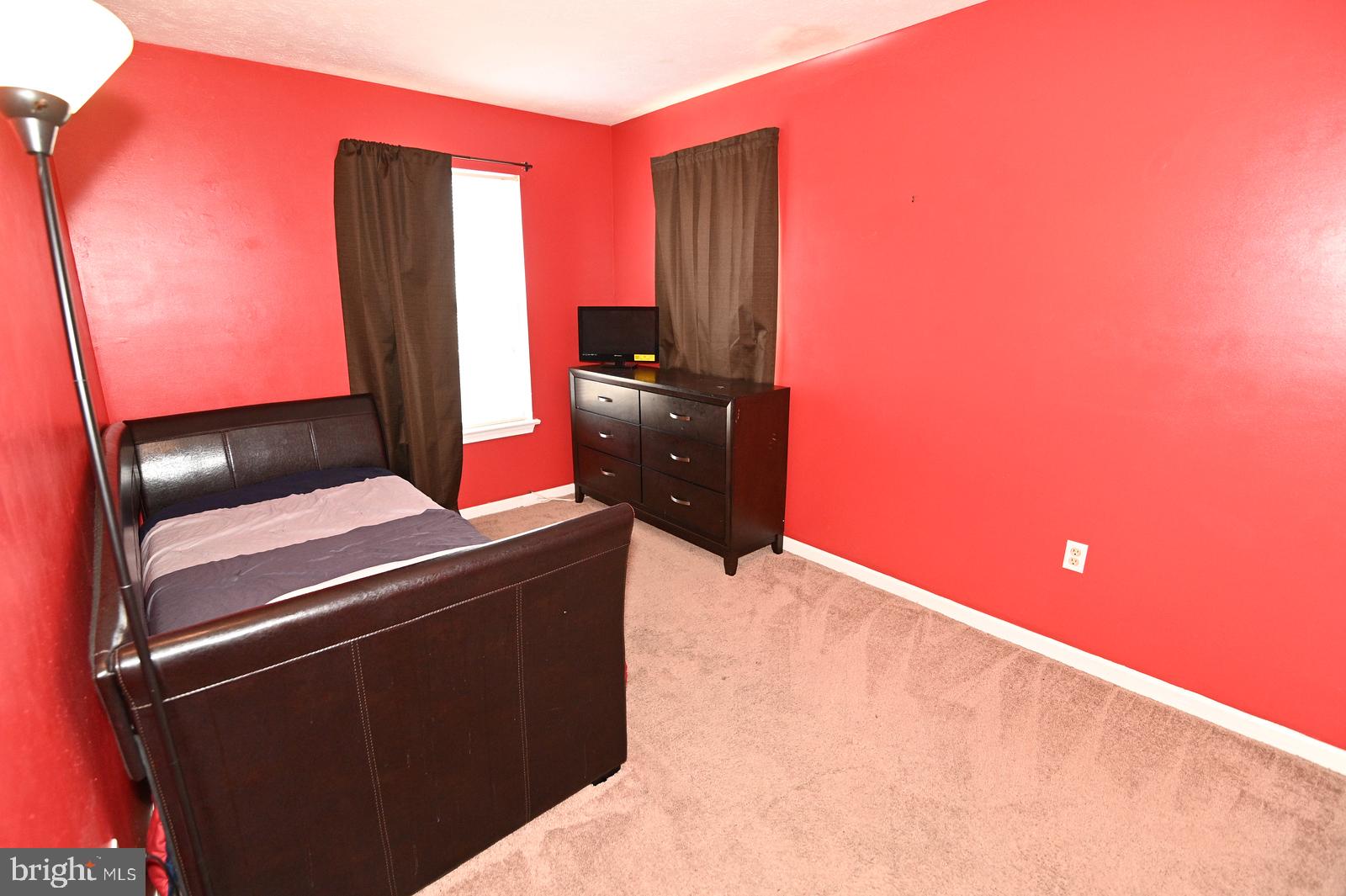 SOUTH HAMPTON - Residential