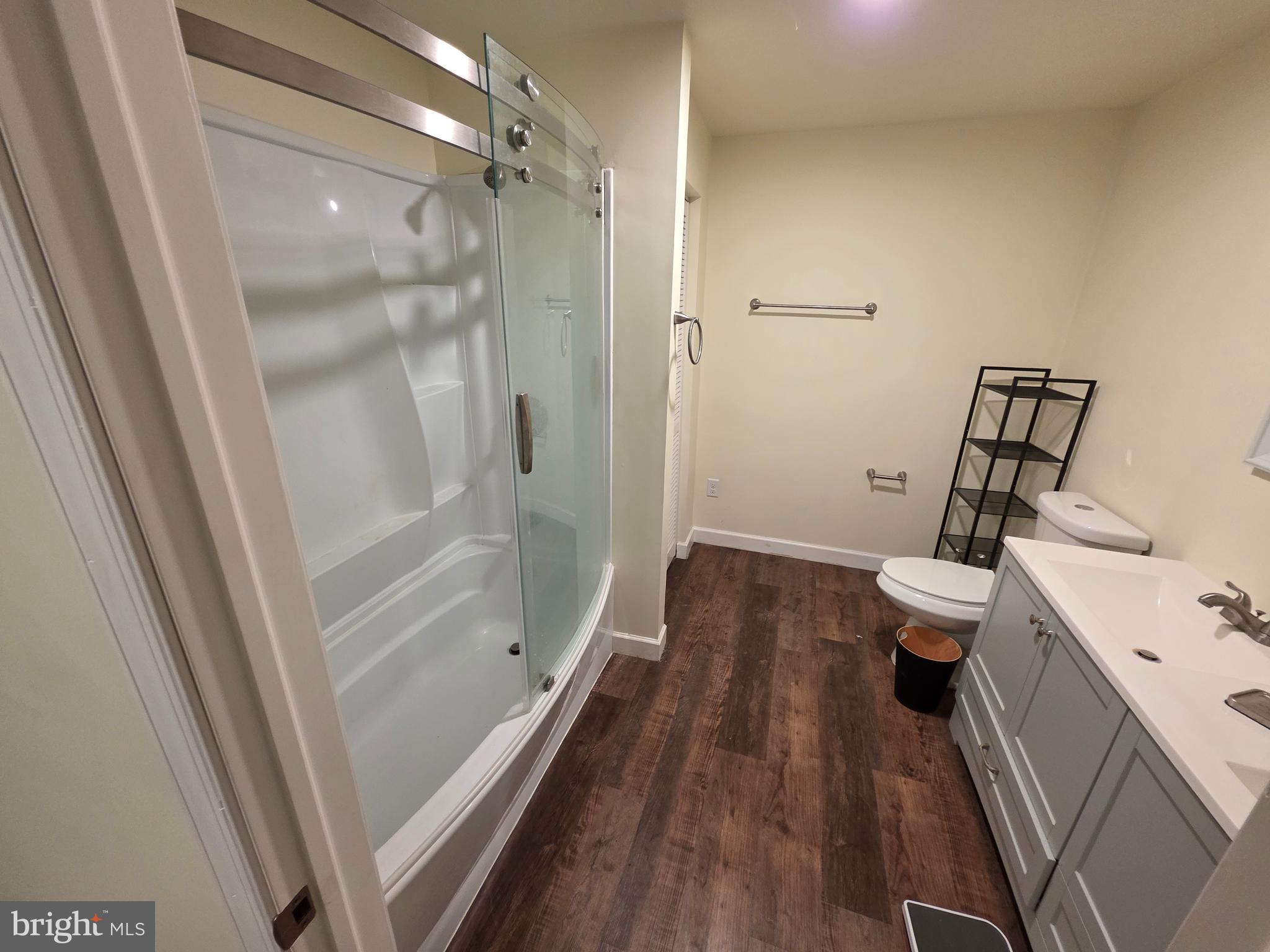 WYNSOME KNOLL - Residential Lease