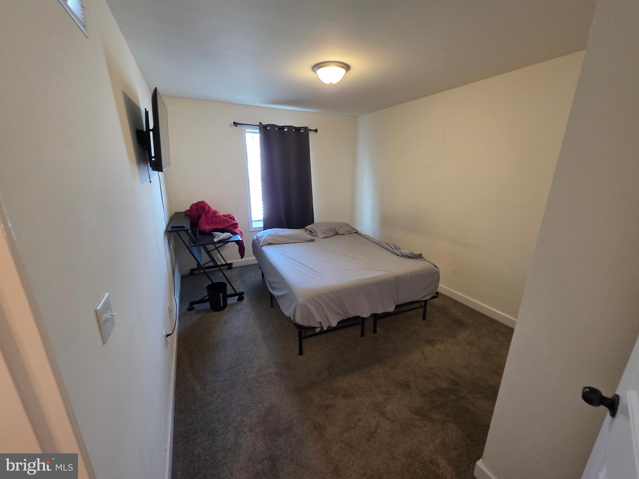 WYNSOME KNOLL - Residential Lease