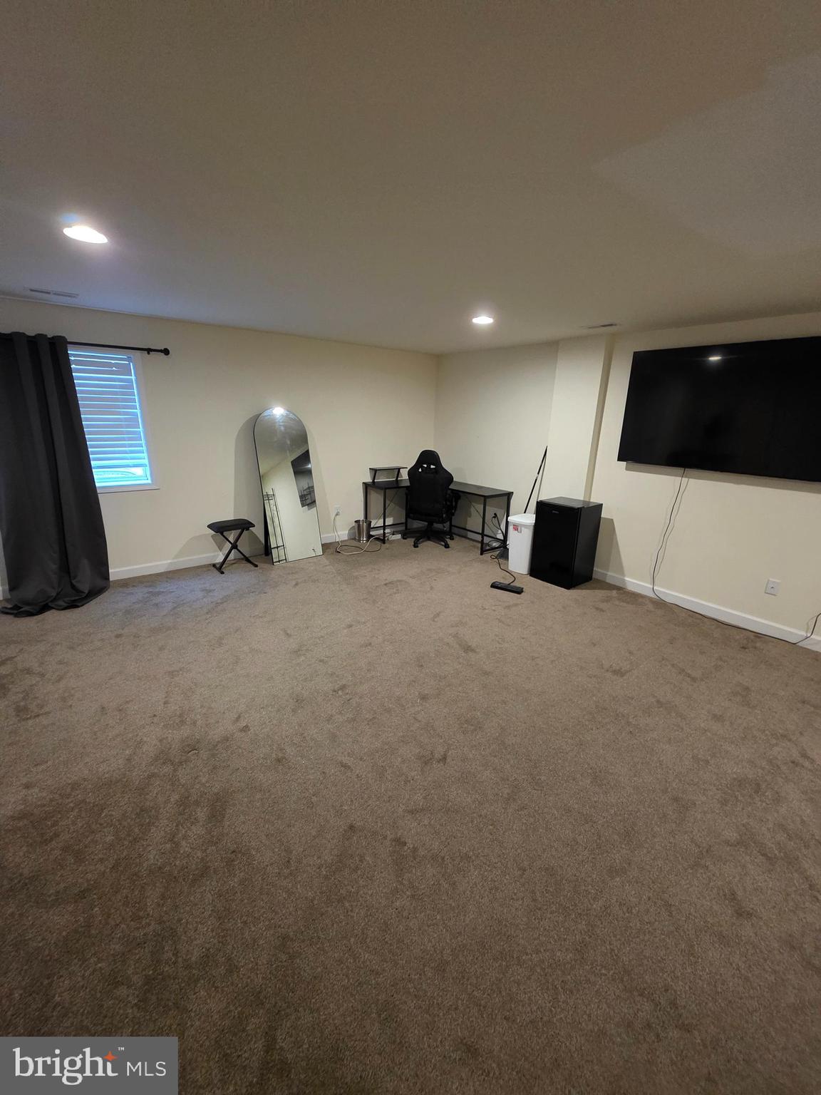 WYNSOME KNOLL - Residential Lease