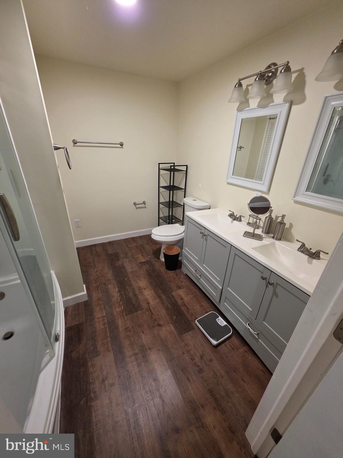 WYNSOME KNOLL - Residential Lease