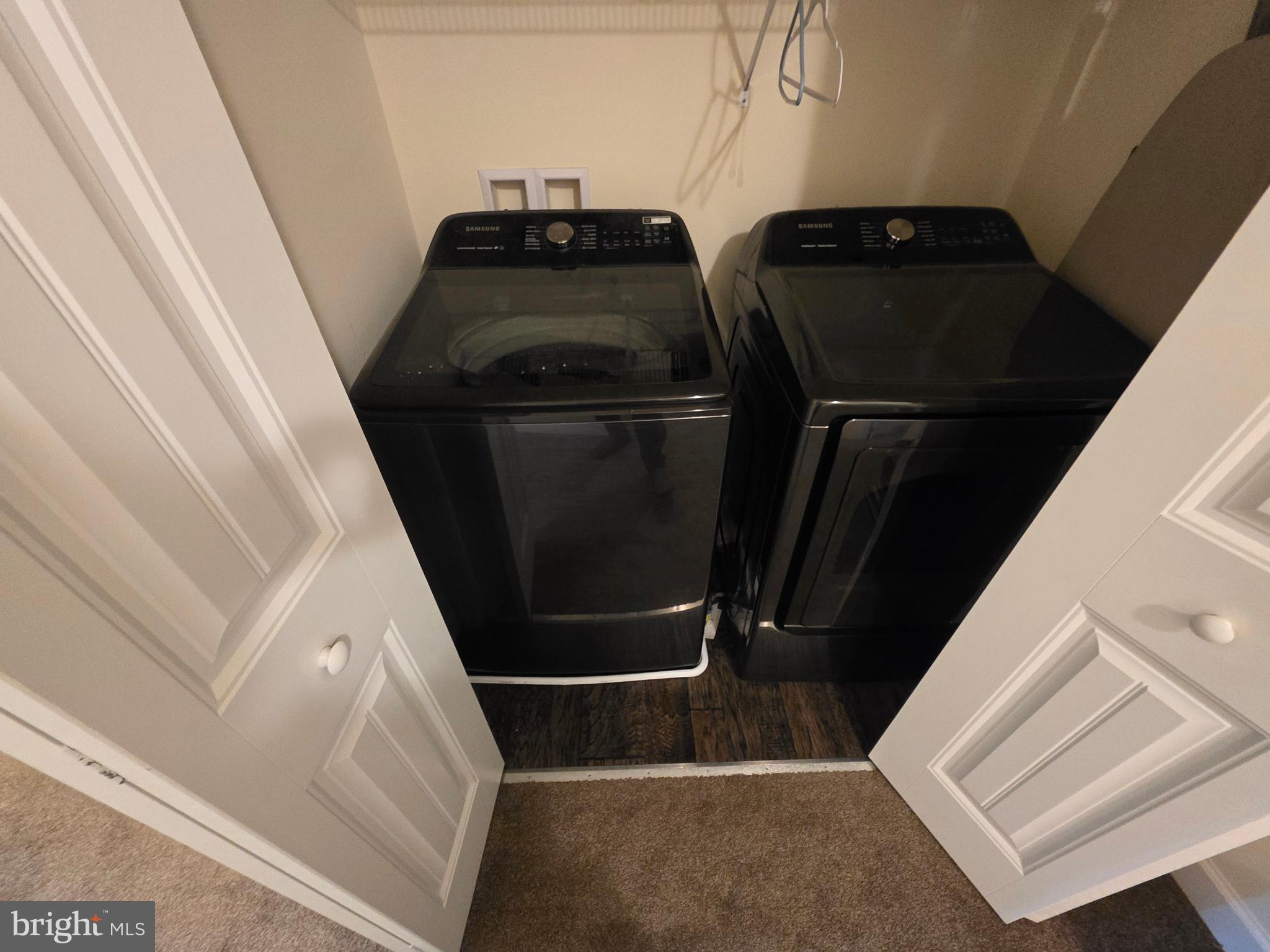 WYNSOME KNOLL - Residential Lease