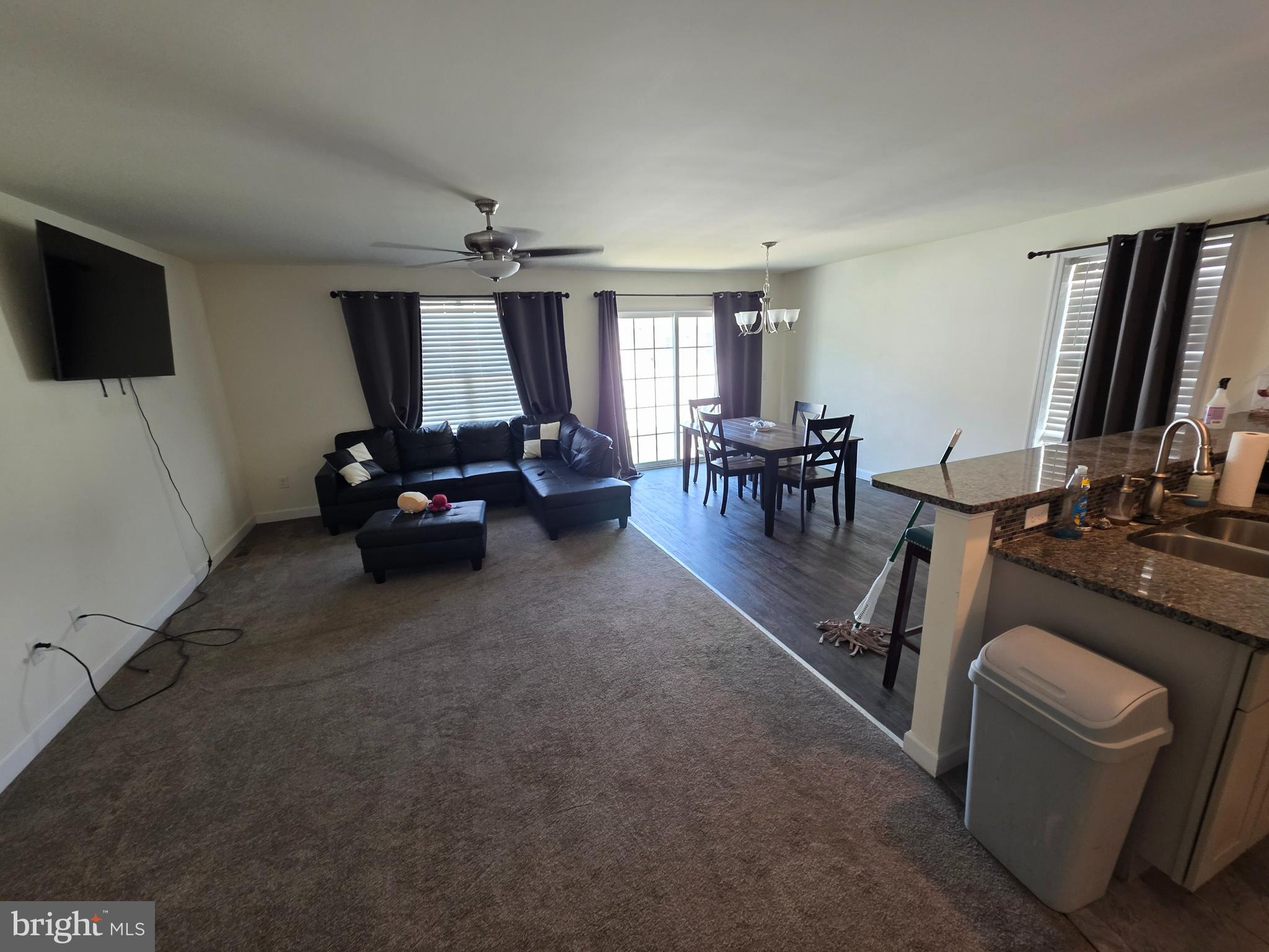 WYNSOME KNOLL - Residential Lease