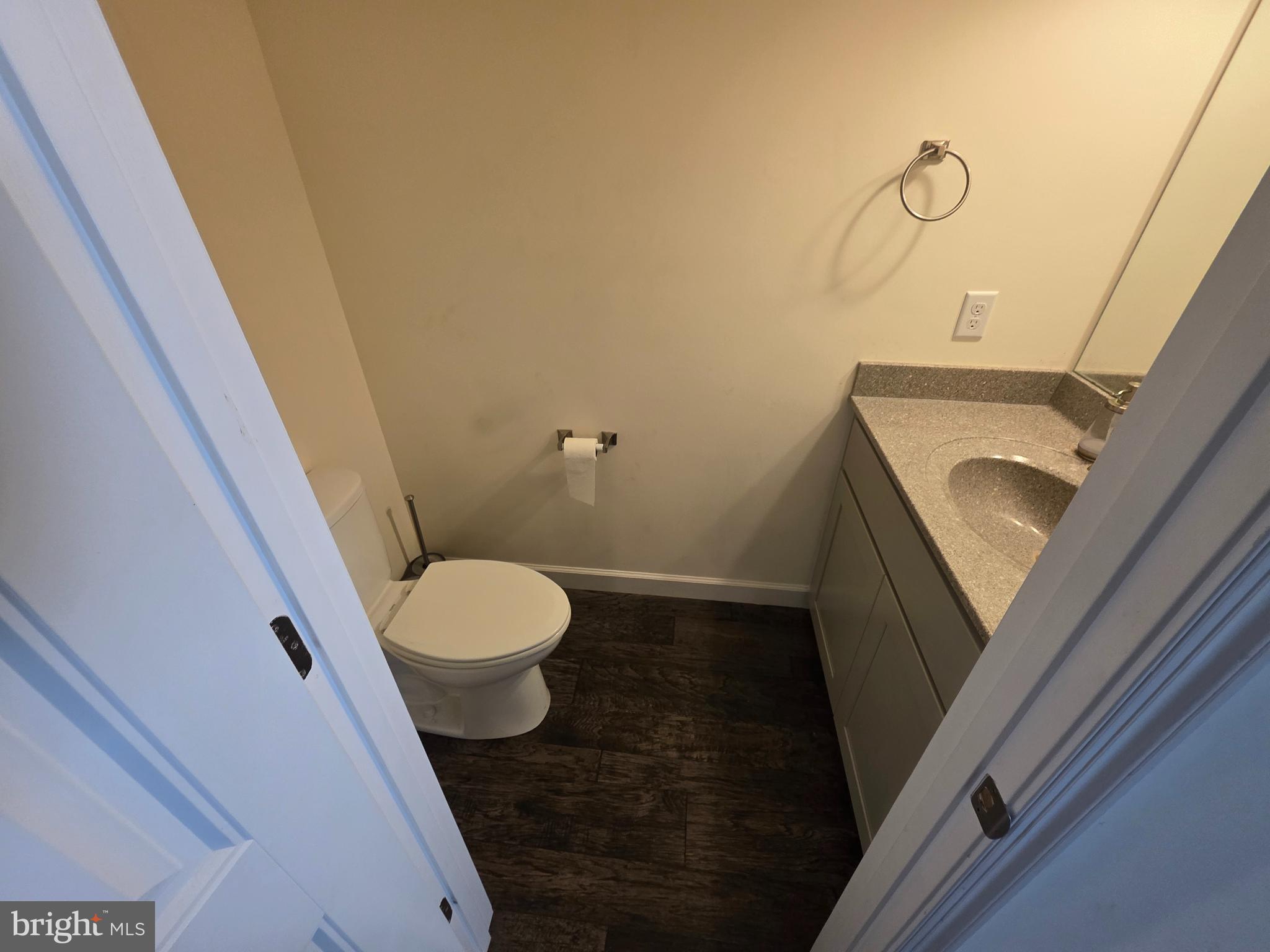 WYNSOME KNOLL - Residential Lease