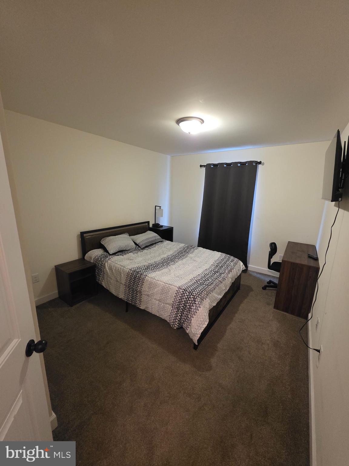 WYNSOME KNOLL - Residential Lease