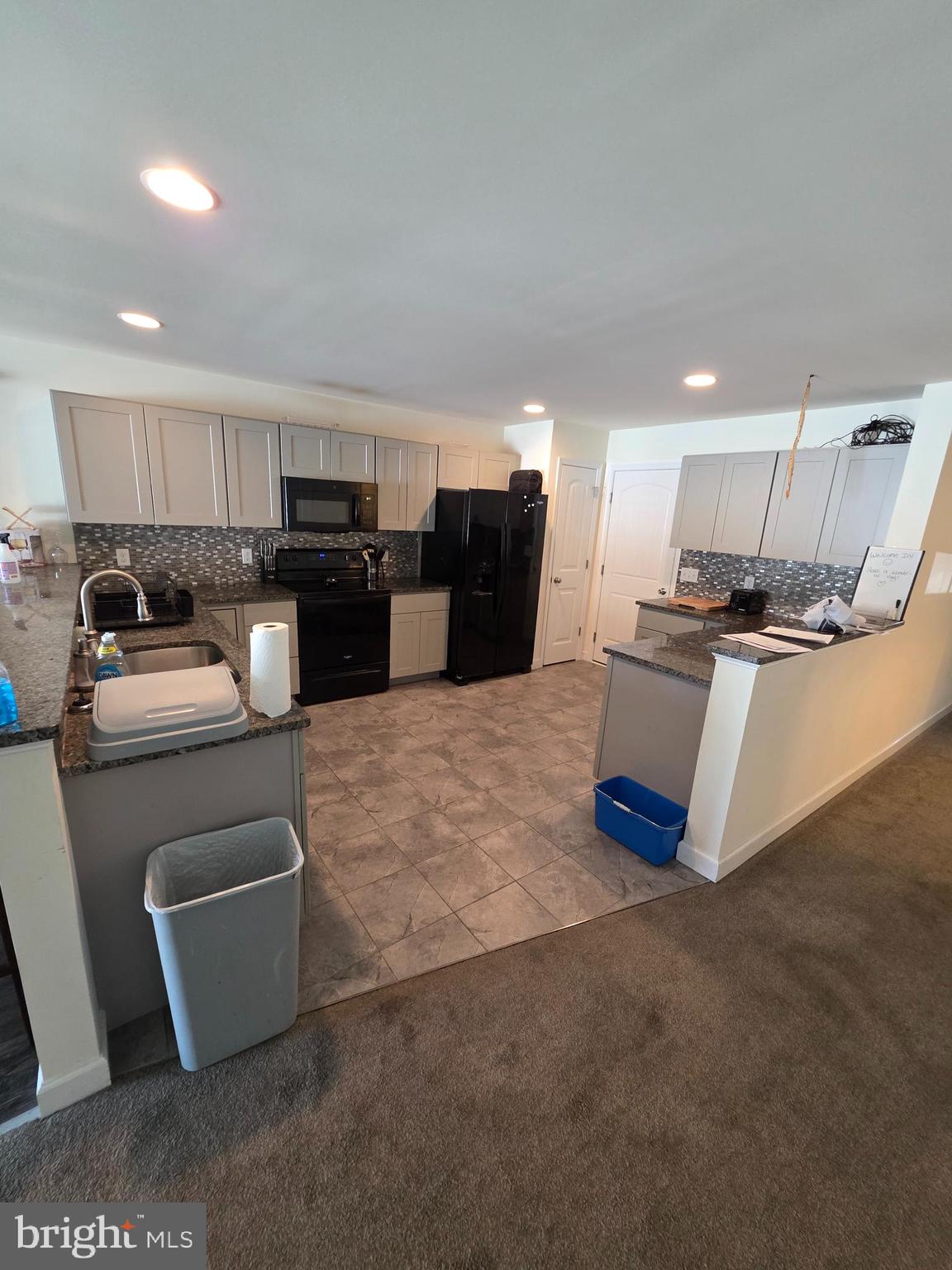 WYNSOME KNOLL - Residential Lease