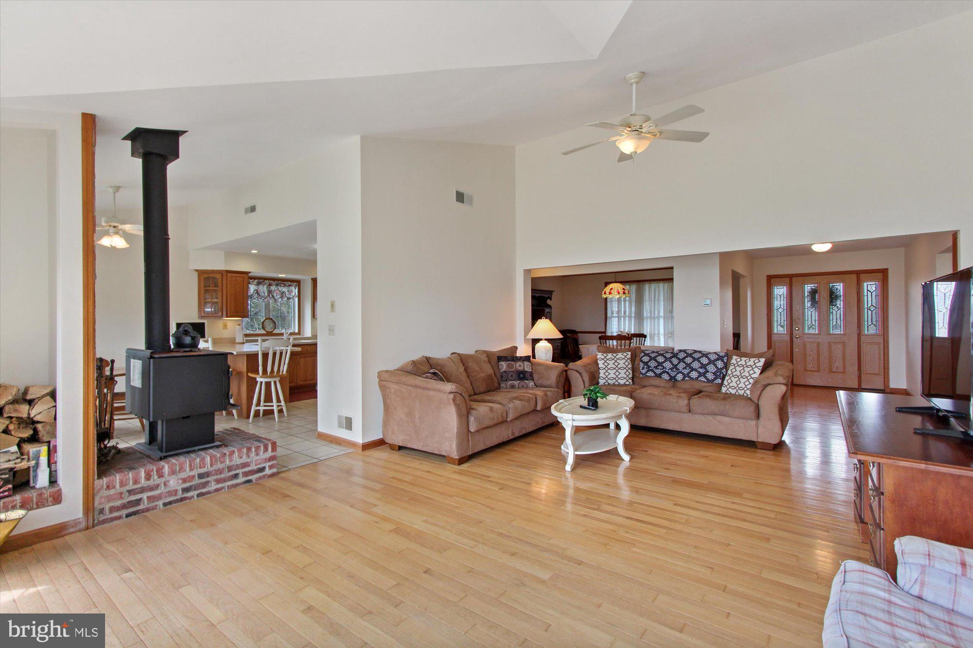 EAST HOPEWELL TWP - Farm