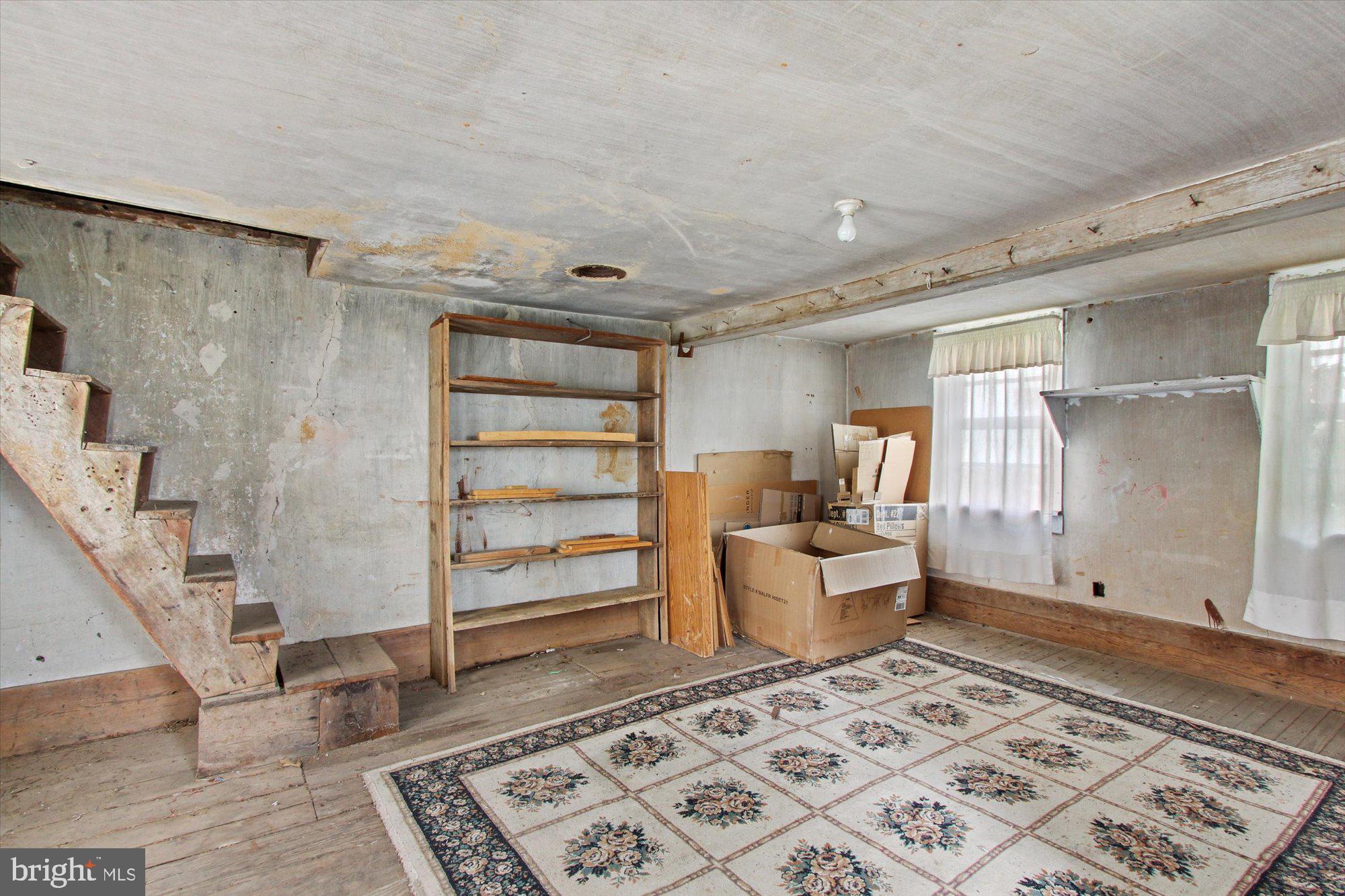 EAST HOPEWELL TWP - Farm