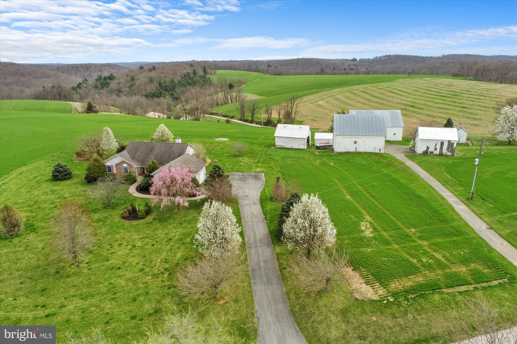 EAST HOPEWELL TWP - Farm