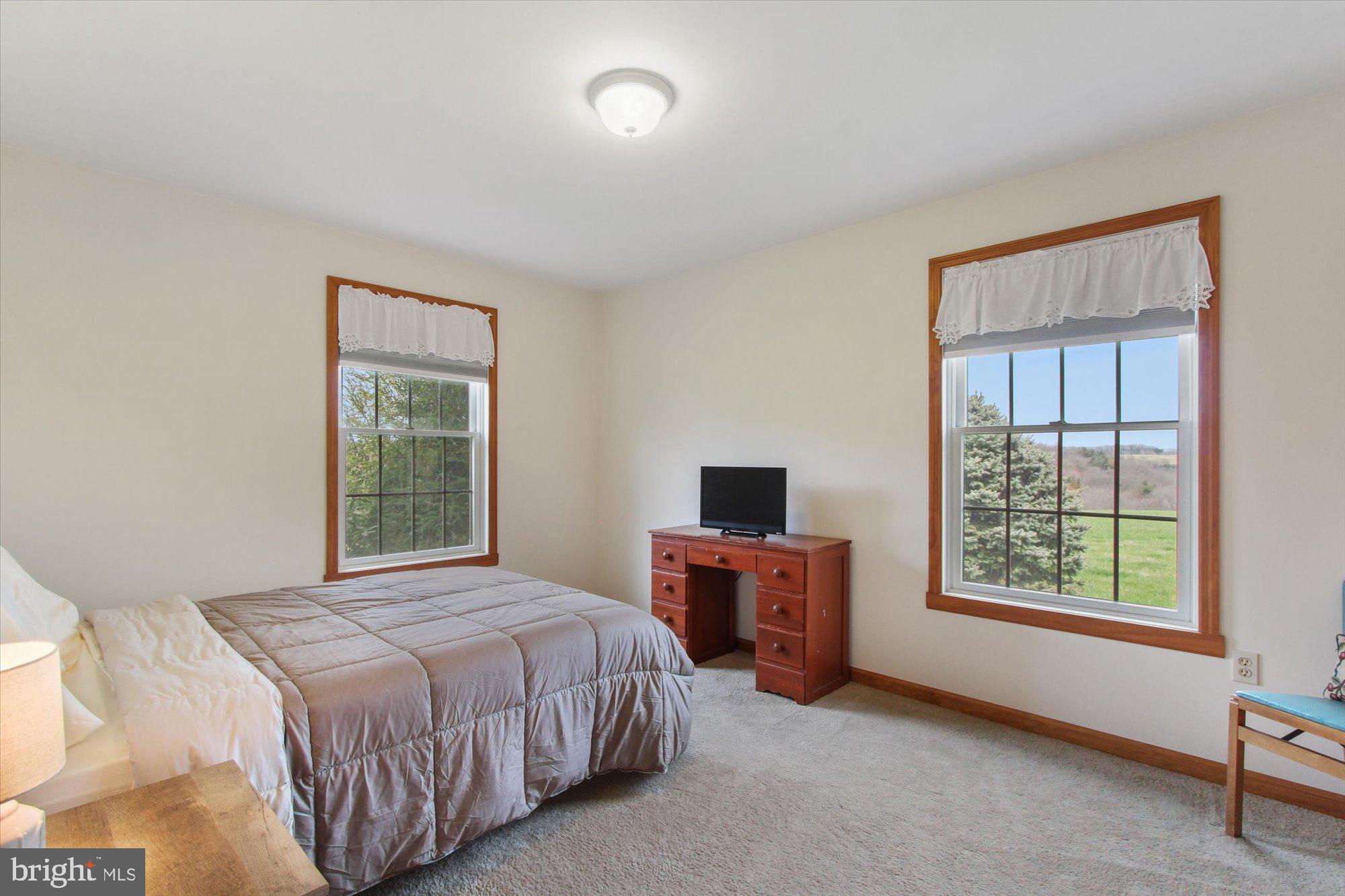 EAST HOPEWELL TWP - Farm