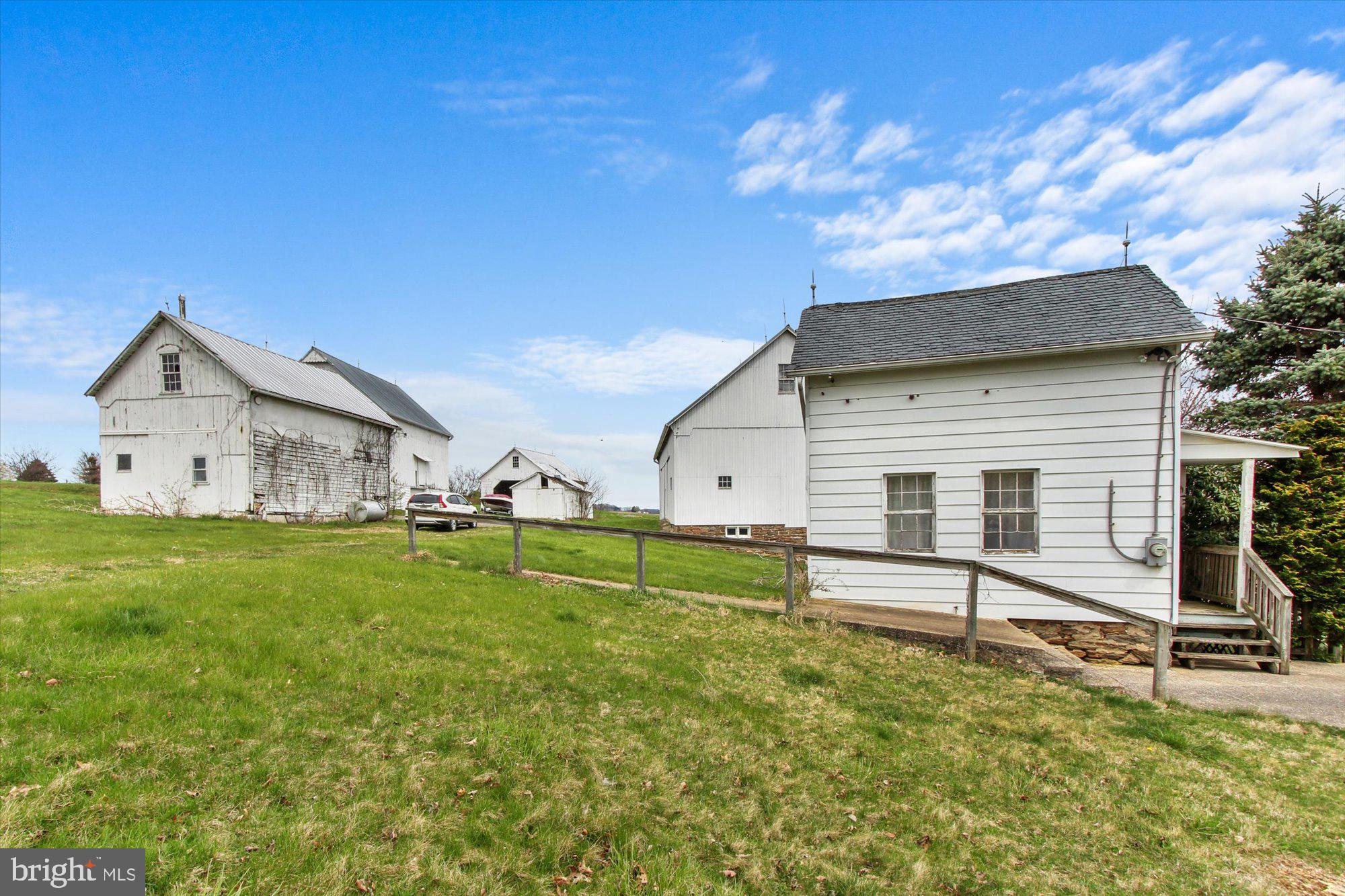 EAST HOPEWELL TWP - Farm