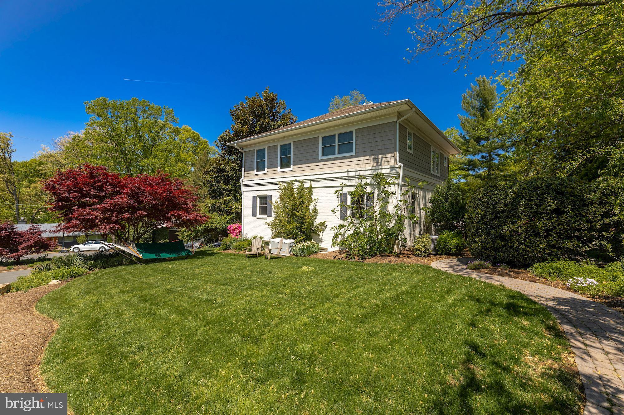 WOODMONT - Residential