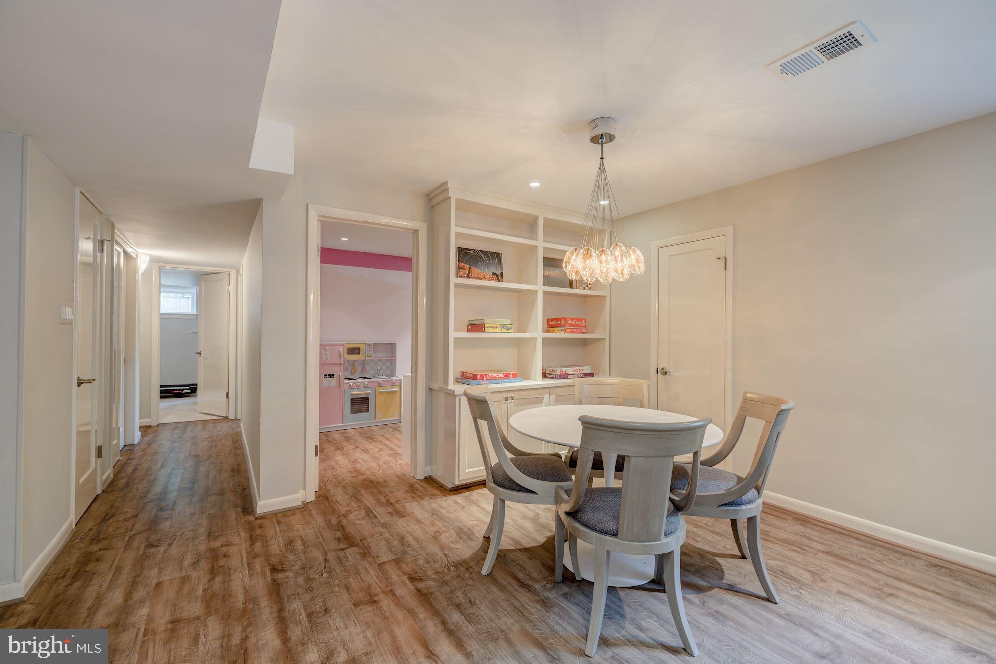 WOODMONT - Residential