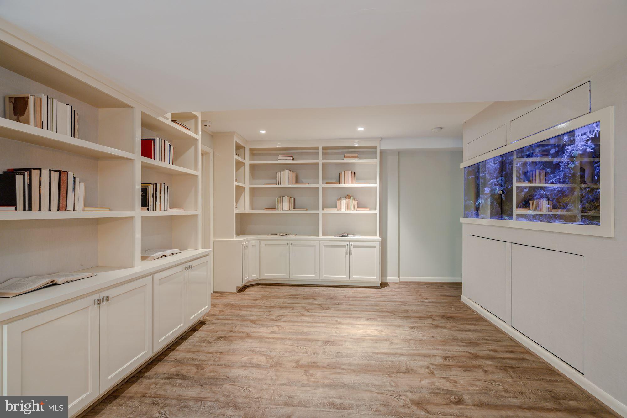 WOODMONT - Residential