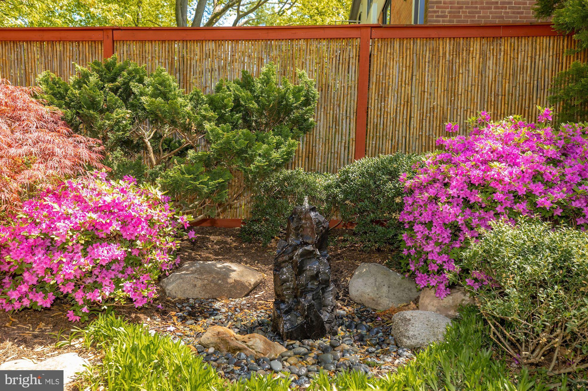 WOODMONT - Residential