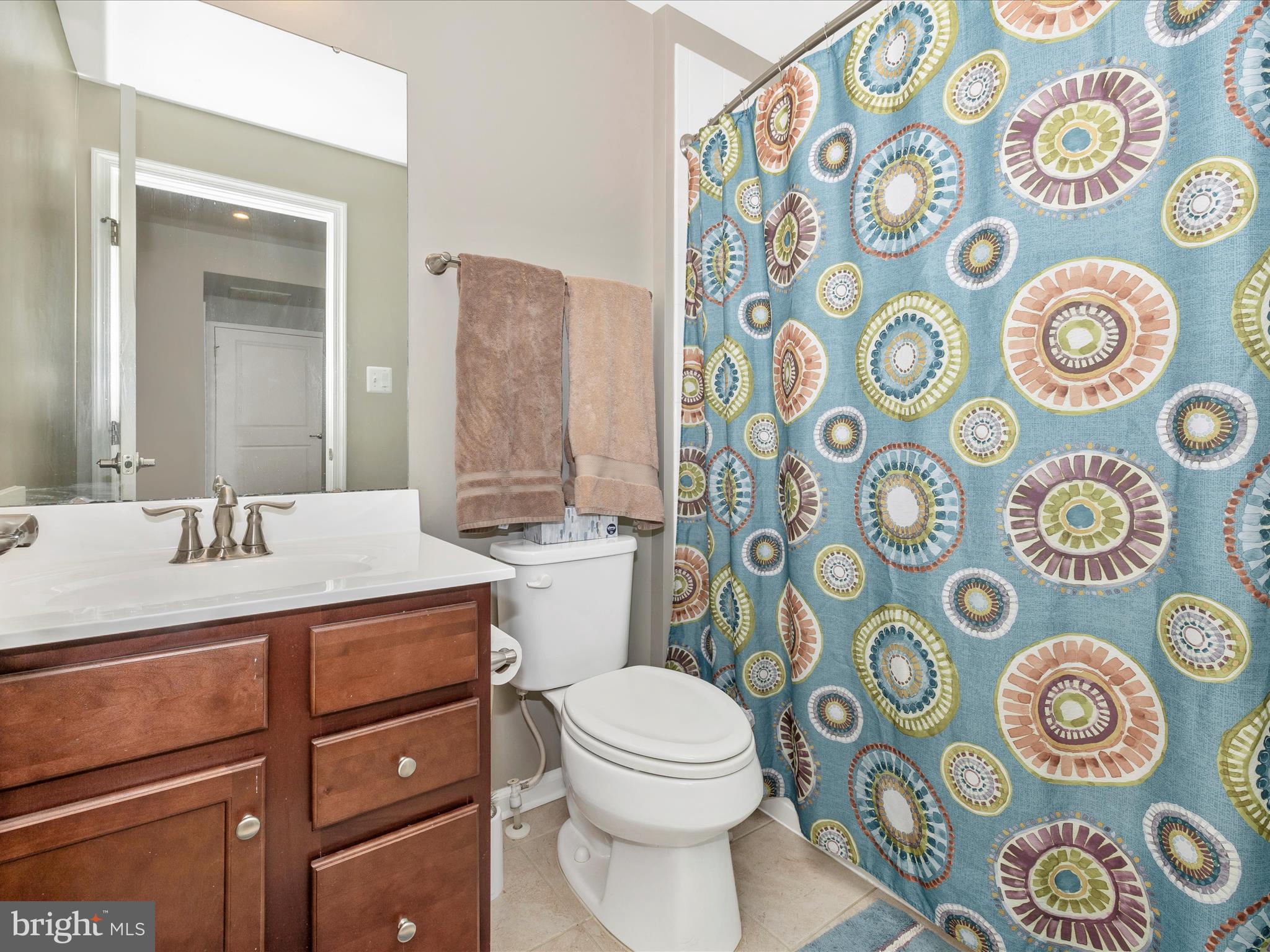 OAKDALE VILLAGE - Residential