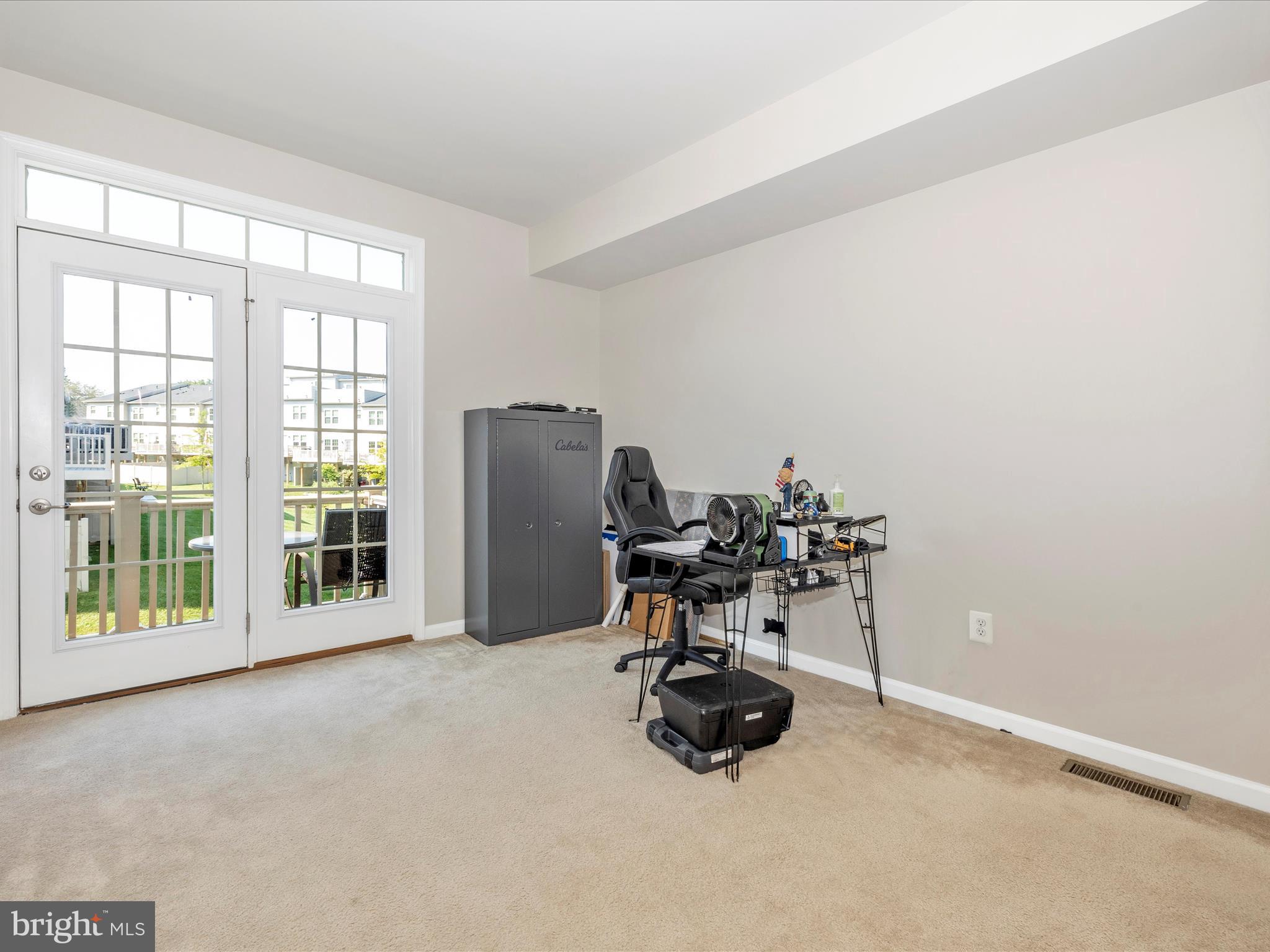 OAKDALE VILLAGE - Residential