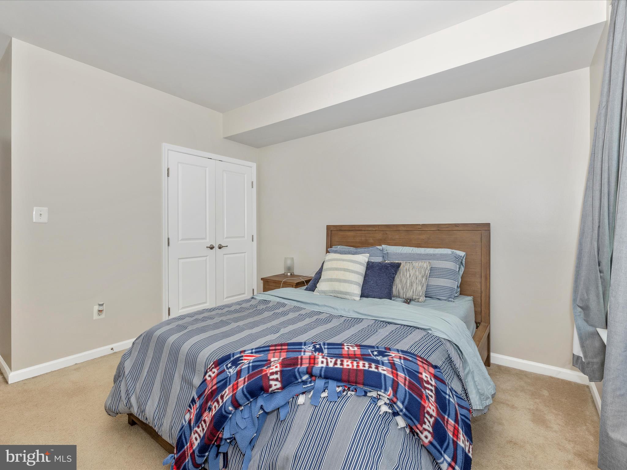 OAKDALE VILLAGE - Residential