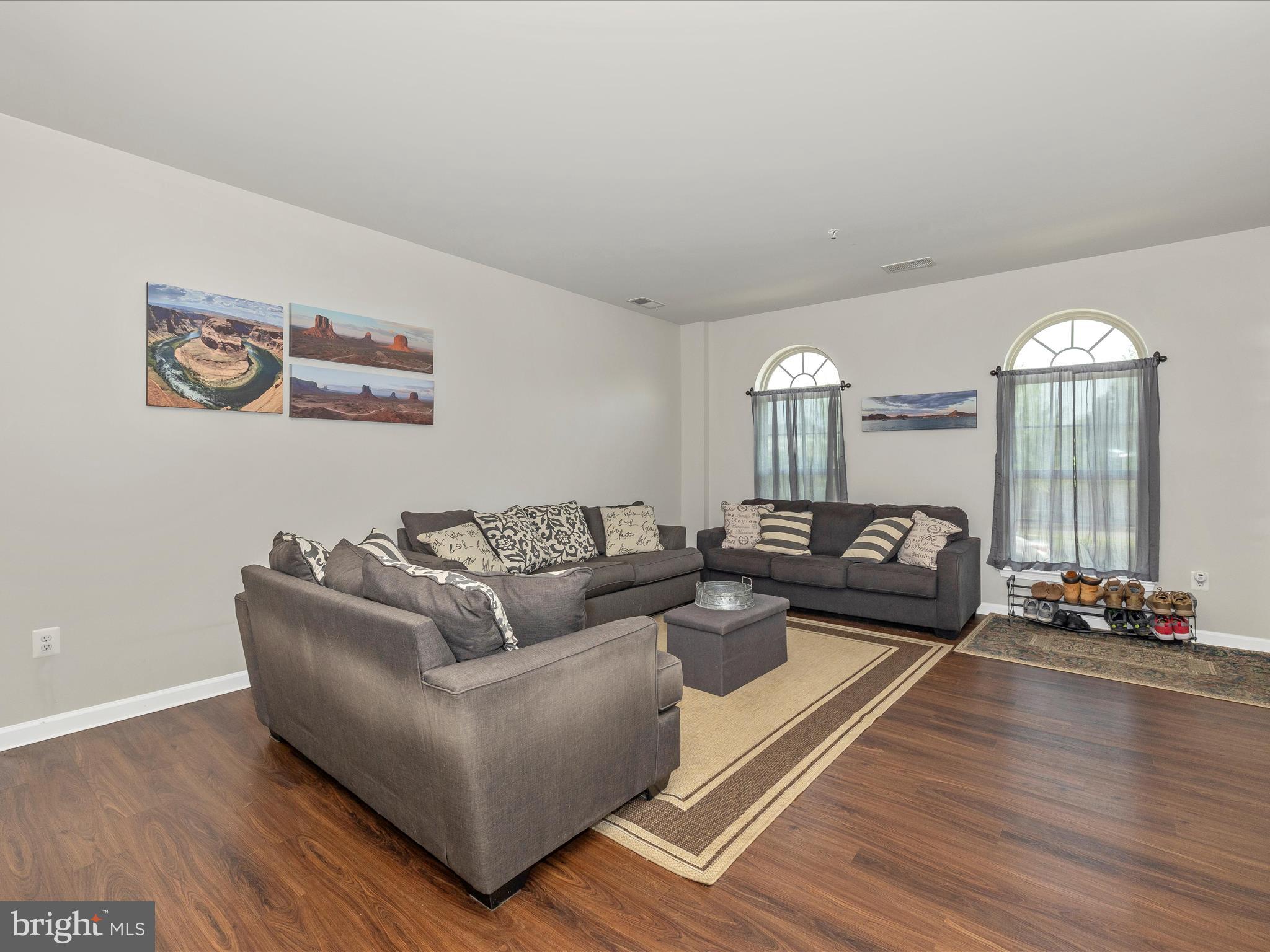 OAKDALE VILLAGE - Residential