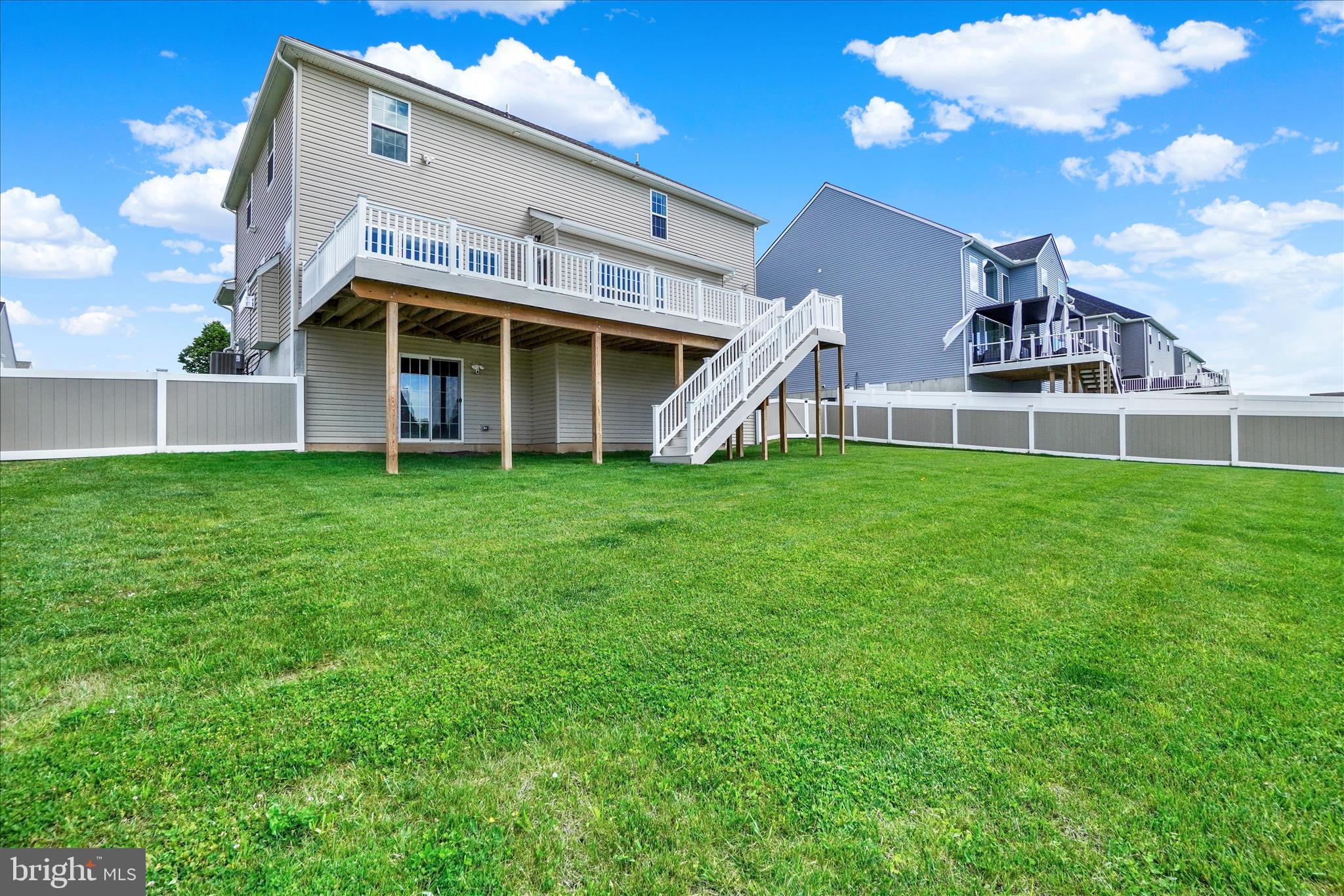 ROLLING MEADOWS AT RENTZEL FARM - Residential