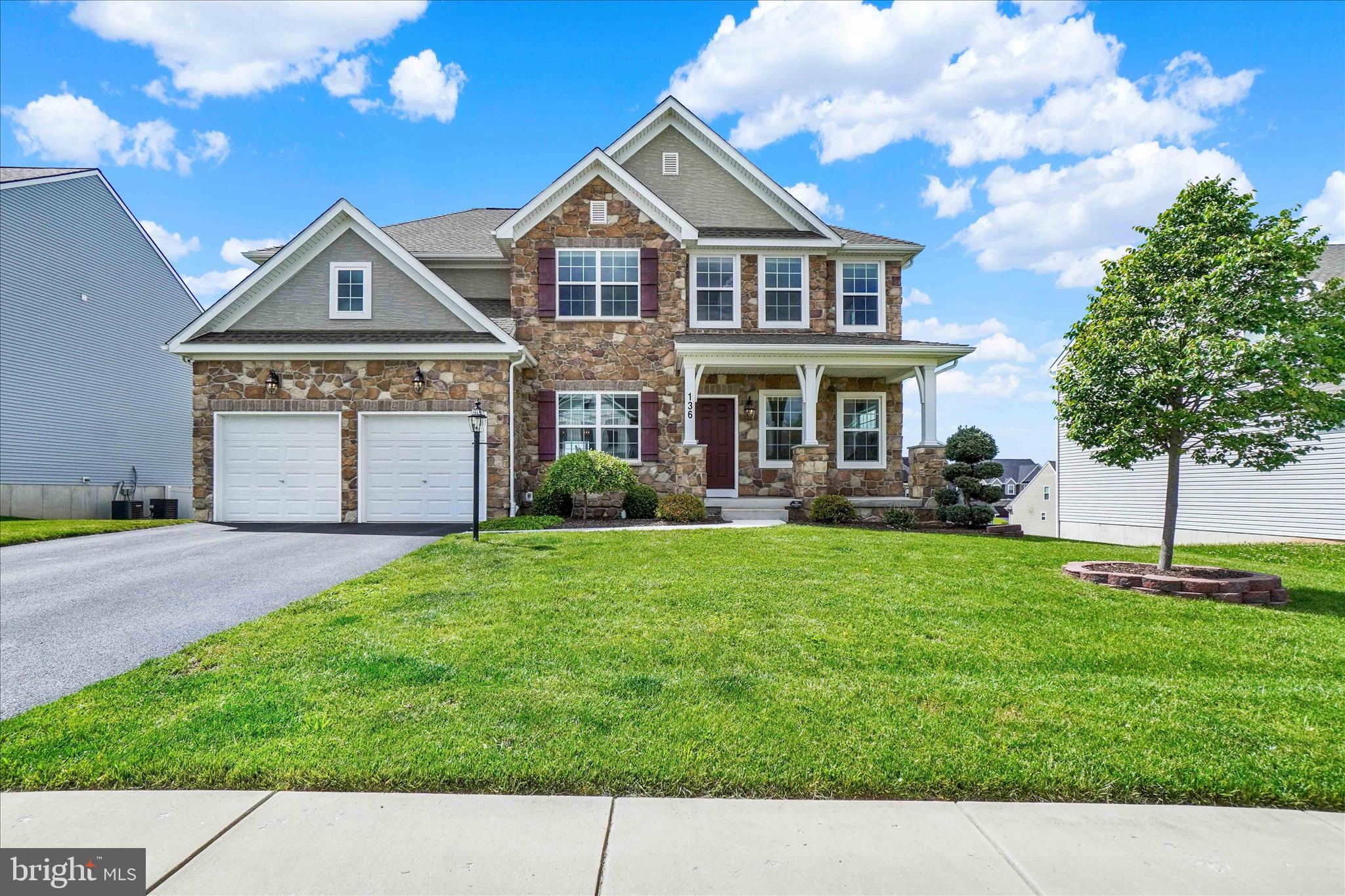 ROLLING MEADOWS AT RENTZEL FARM - Residential