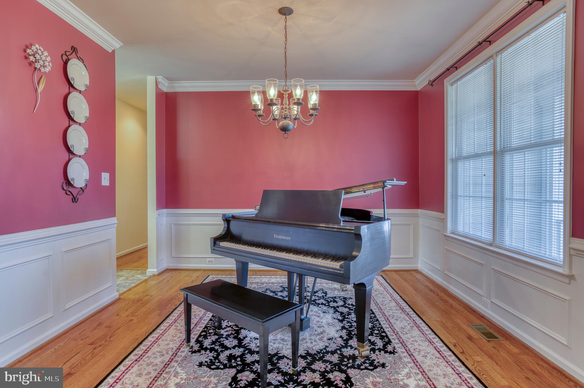 MABEL M PETTIE - Residential