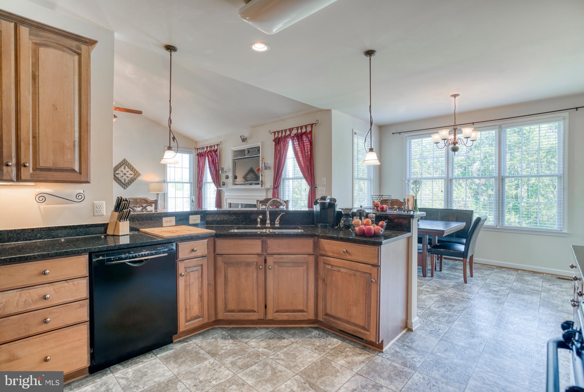 MABEL M PETTIE - Residential