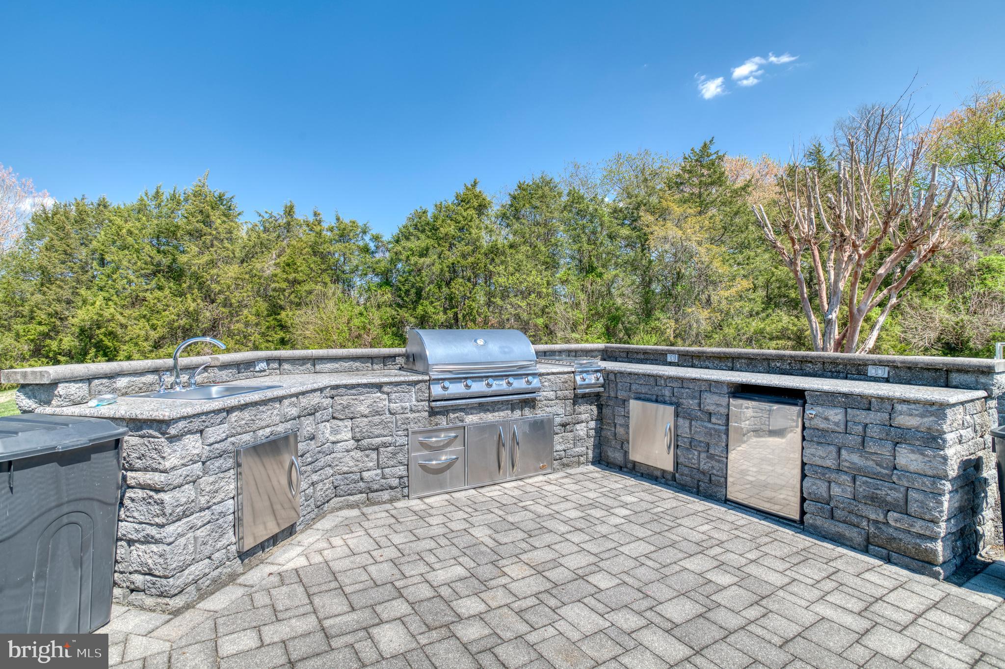 MABEL M PETTIE - Residential