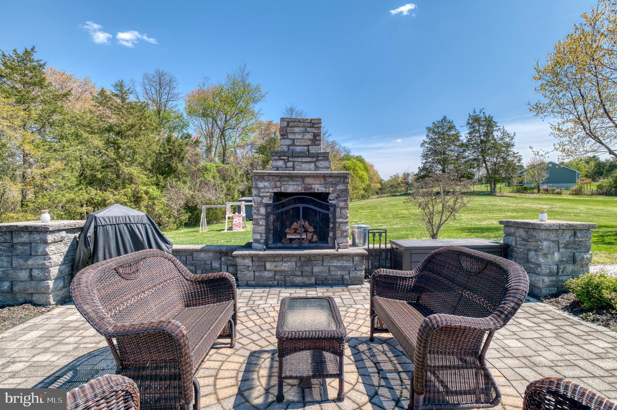 MABEL M PETTIE - Residential