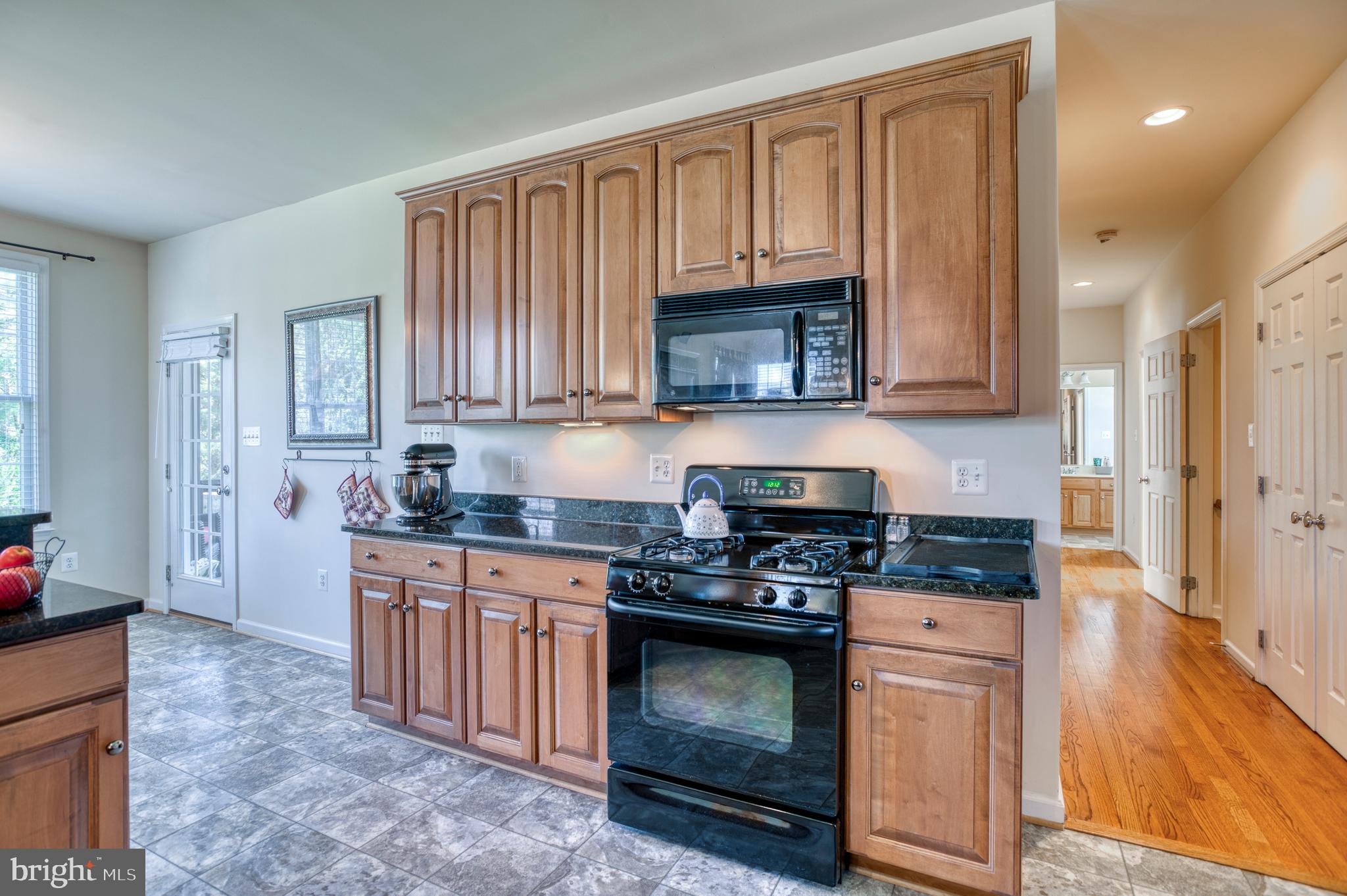 MABEL M PETTIE - Residential