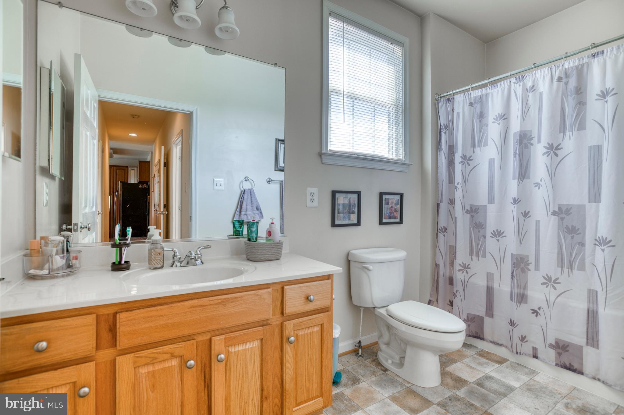 MABEL M PETTIE - Residential