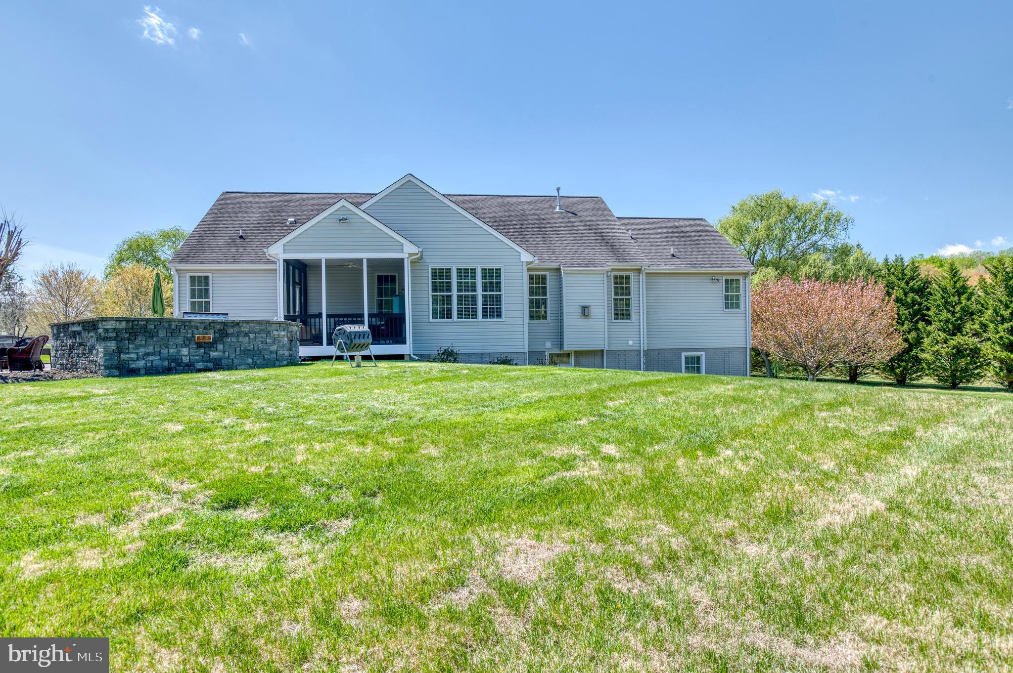 MABEL M PETTIE - Residential